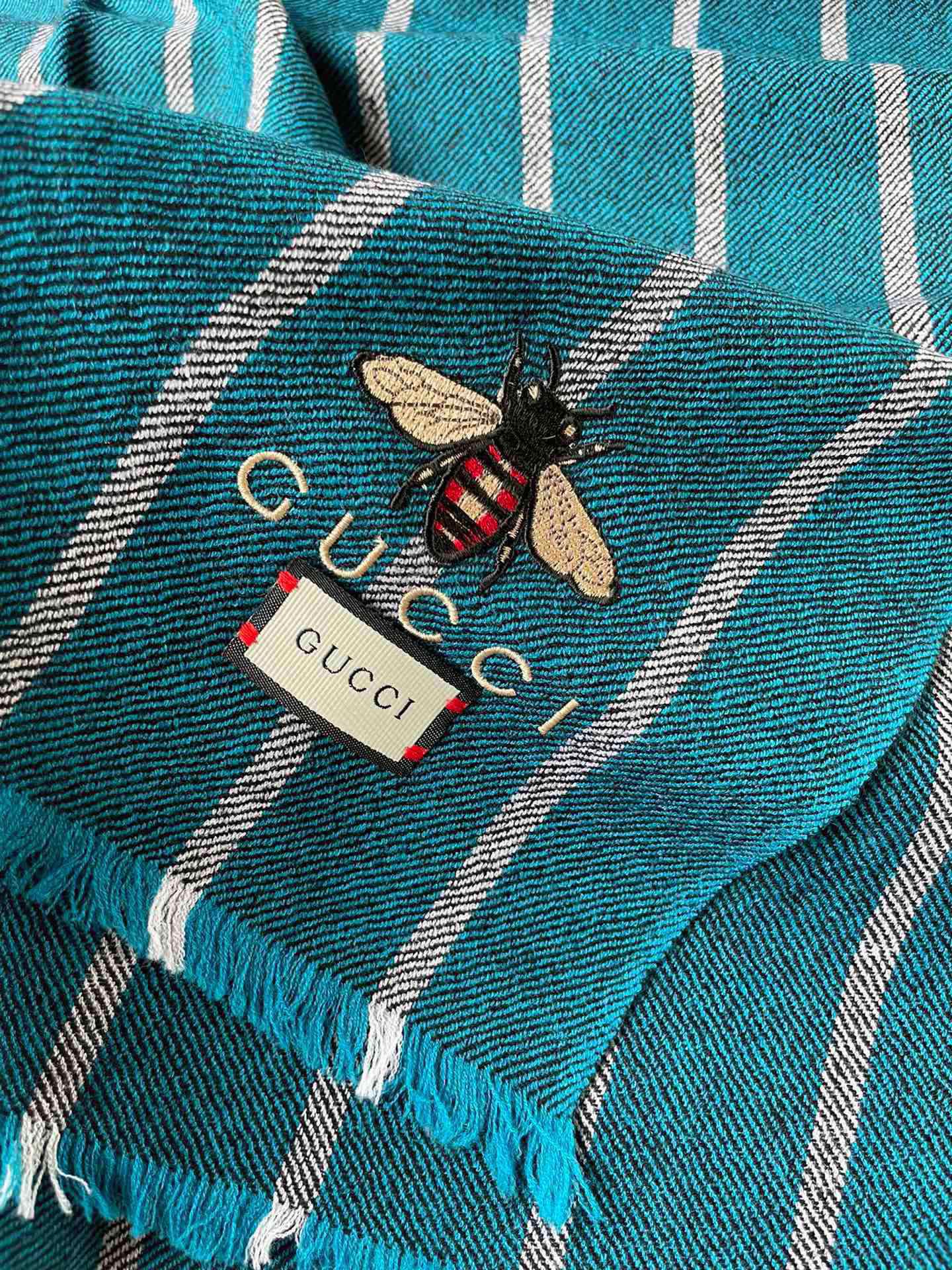 1002 Classic Soft and Comfortable Scarf 1002 Classic Soft and Comfortable Scarf