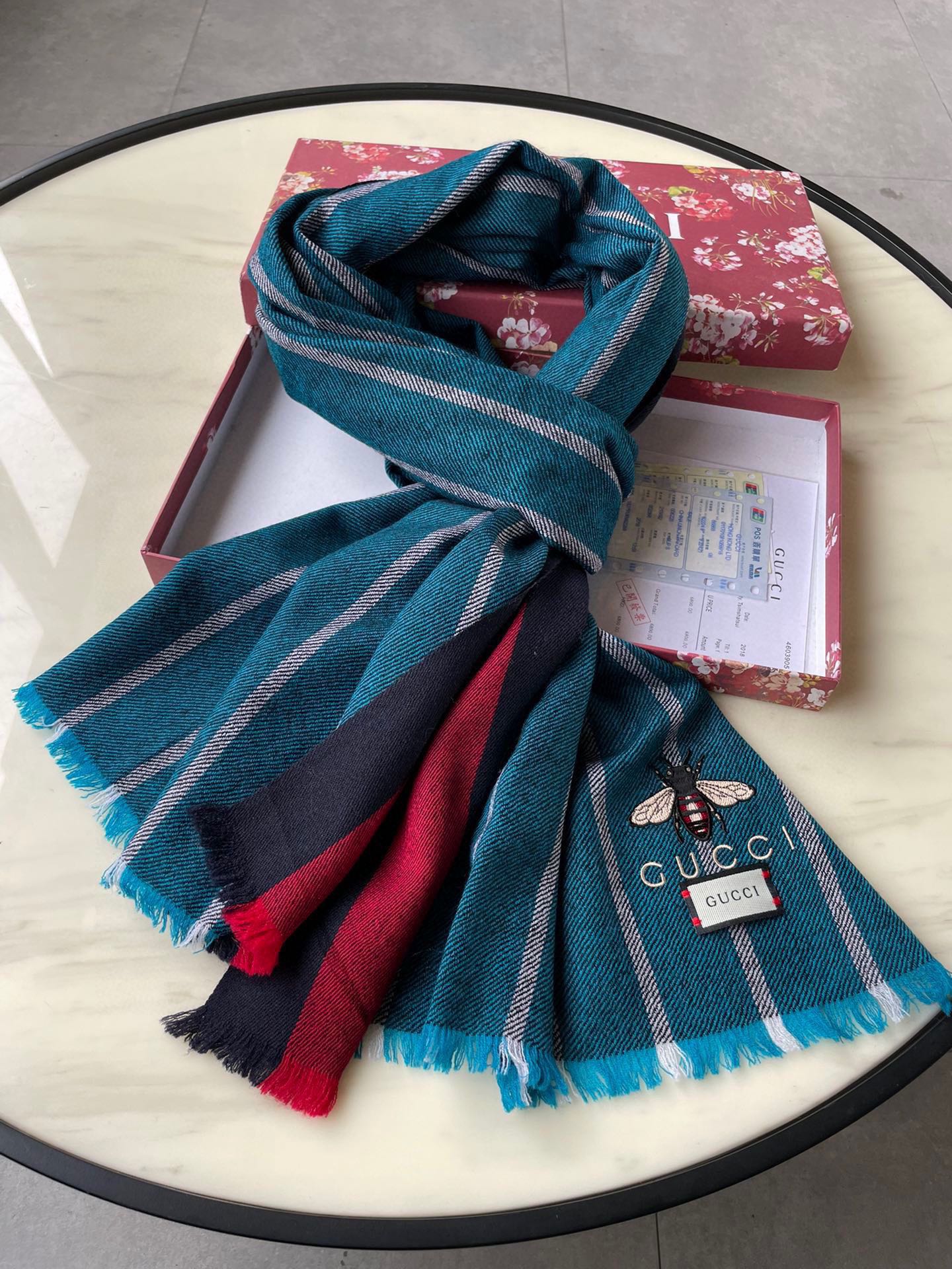 1002 Classic Soft and Comfortable Scarf 1002 Classic Soft and Comfortable Scarf