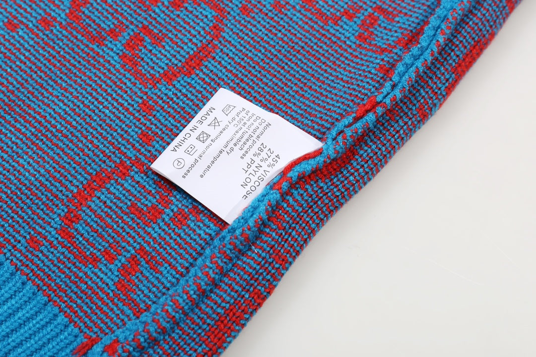 0909 New alphabet jacquard crew-neck sweater 0909 New alphabet jacquard crew-neck sweater