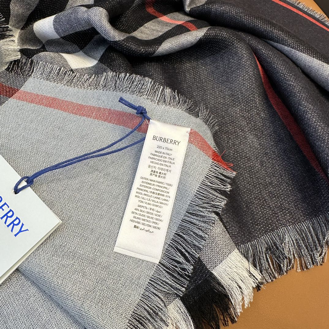 0925 Classic Soft and Comfortable Scarf 0925 Classic Soft and Comfortable Scarf