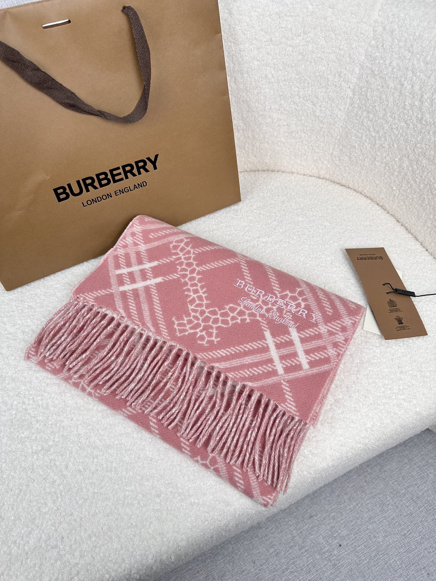 1002 Classic Soft and Comfortable Scarf 1002 Classic Soft and Comfortable Scarf