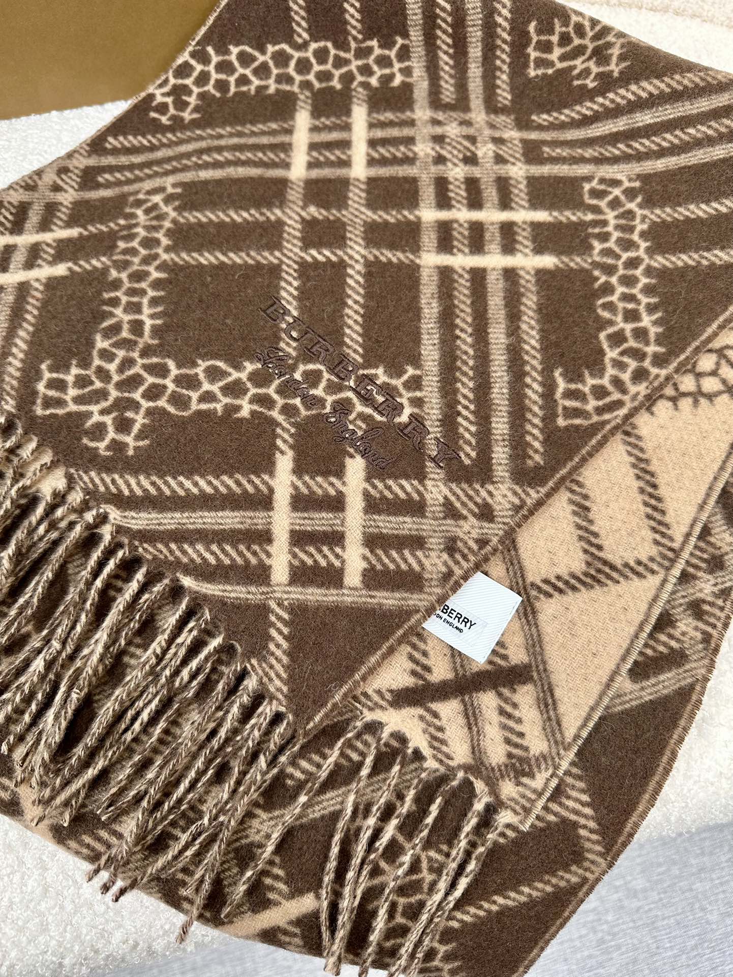 1002 Classic Soft and Comfortable Scarf 1002 Classic Soft and Comfortable Scarf
