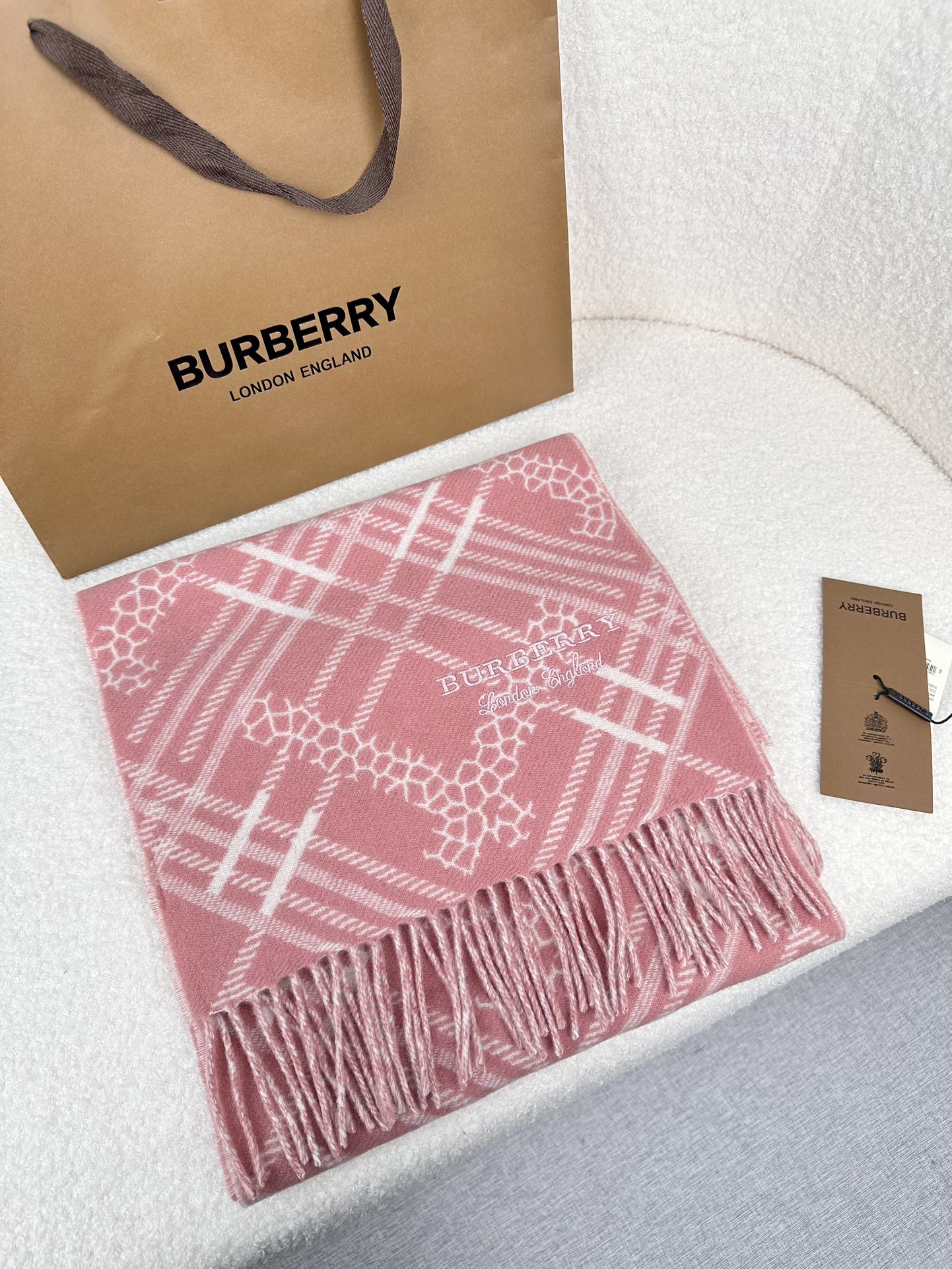 1002 Classic Soft and Comfortable Scarf 1002 Classic Soft and Comfortable Scarf