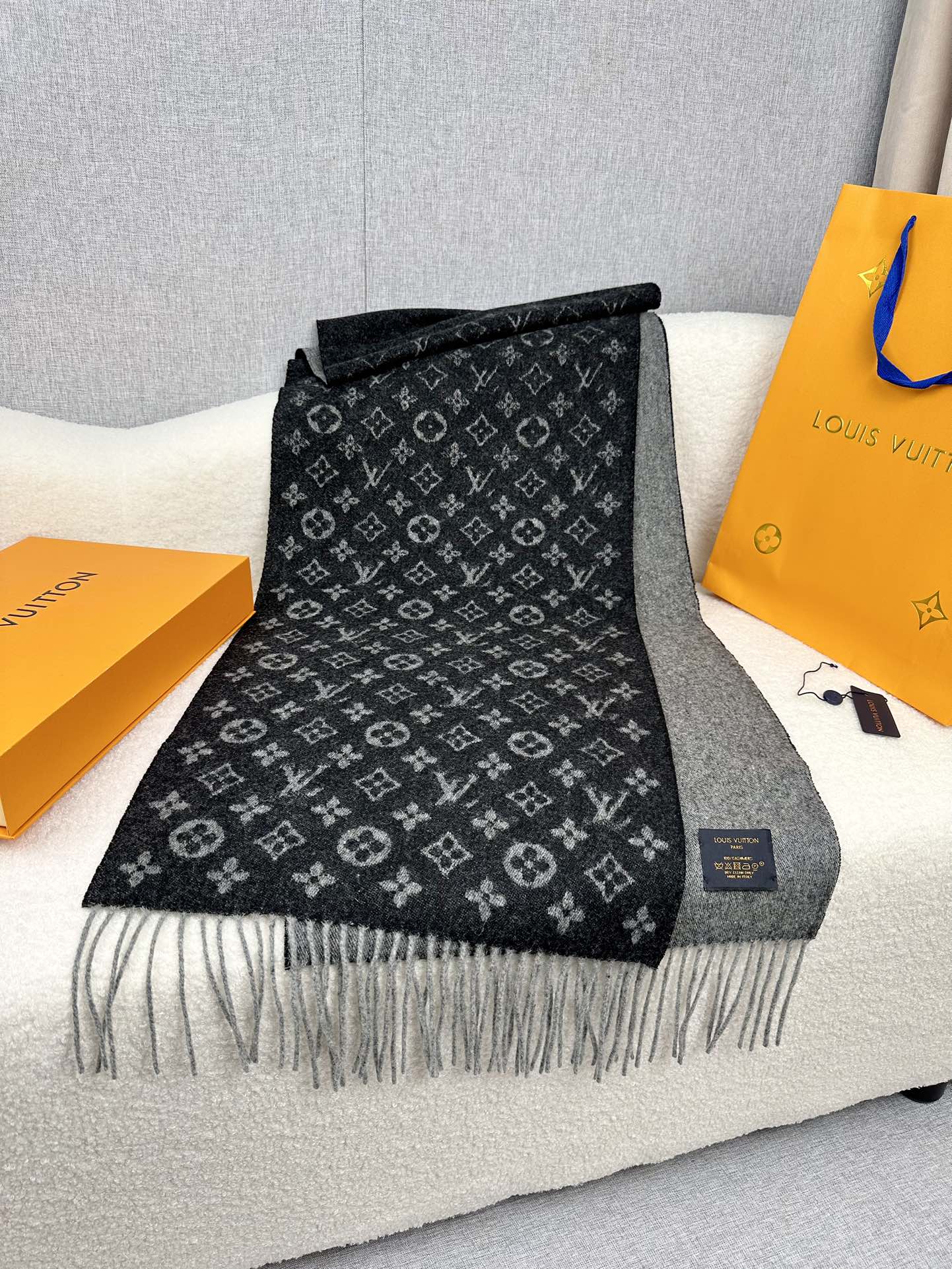 0925 Classic Soft and Comfortable Scarf 0925 Classic Soft and Comfortable Scarf