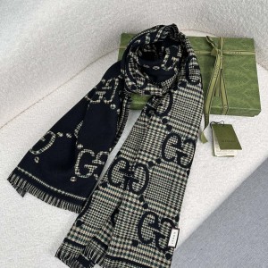 0925 Classic Soft and Comfortable Scarf