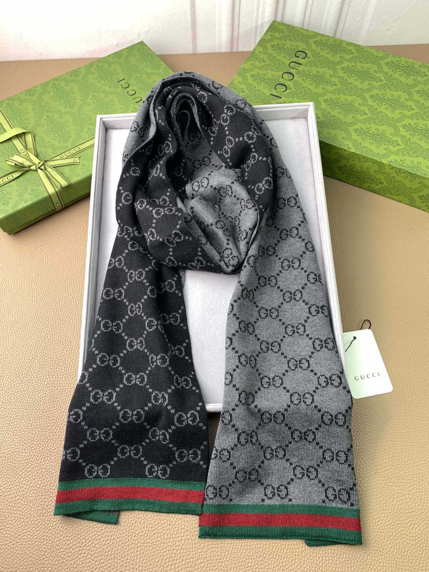 1002 Classic Soft and Comfortable Scarf 1002 Classic Soft and Comfortable Scarf