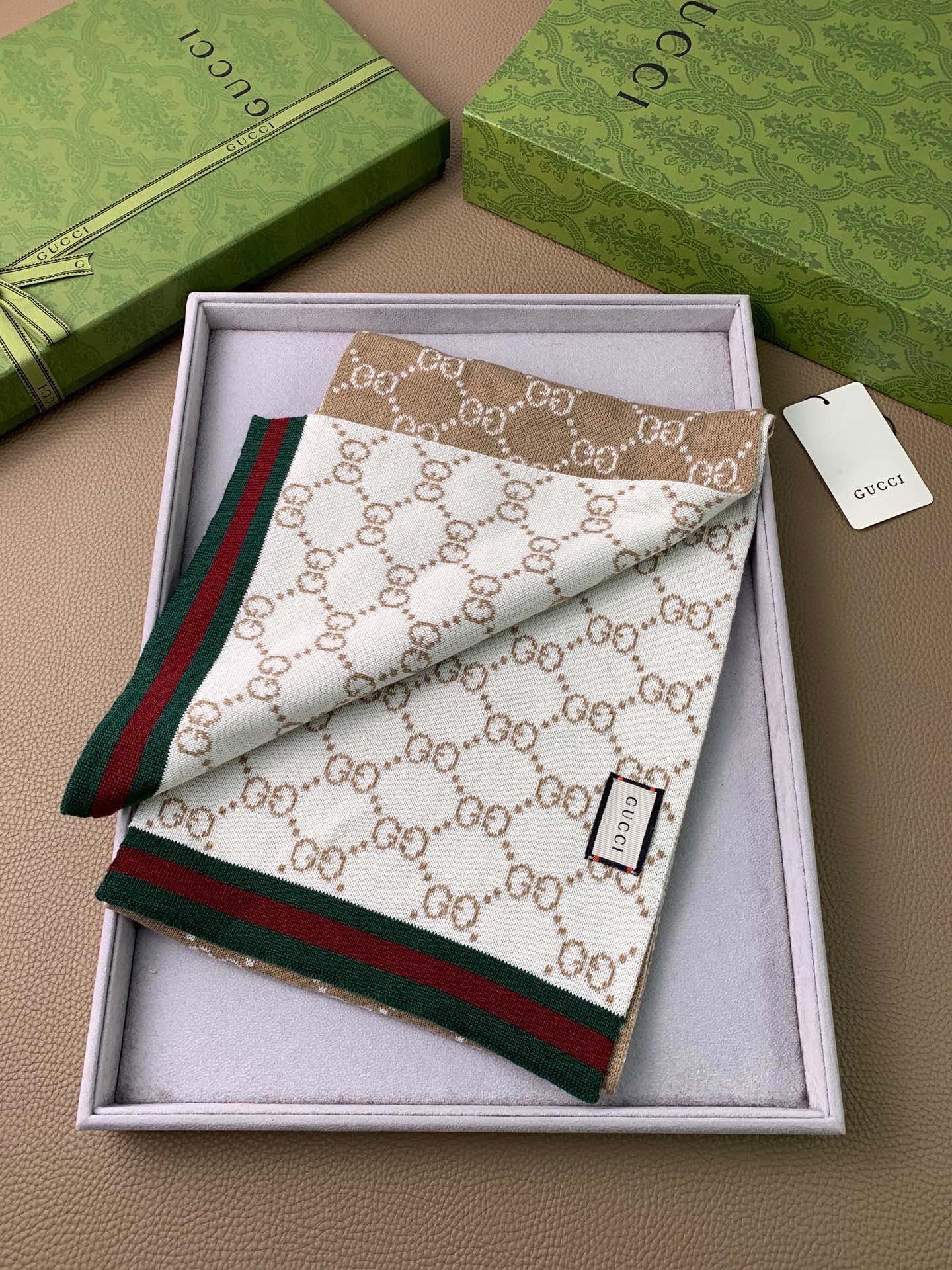 1002 Classic Soft and Comfortable Scarf 1002 Classic Soft and Comfortable Scarf