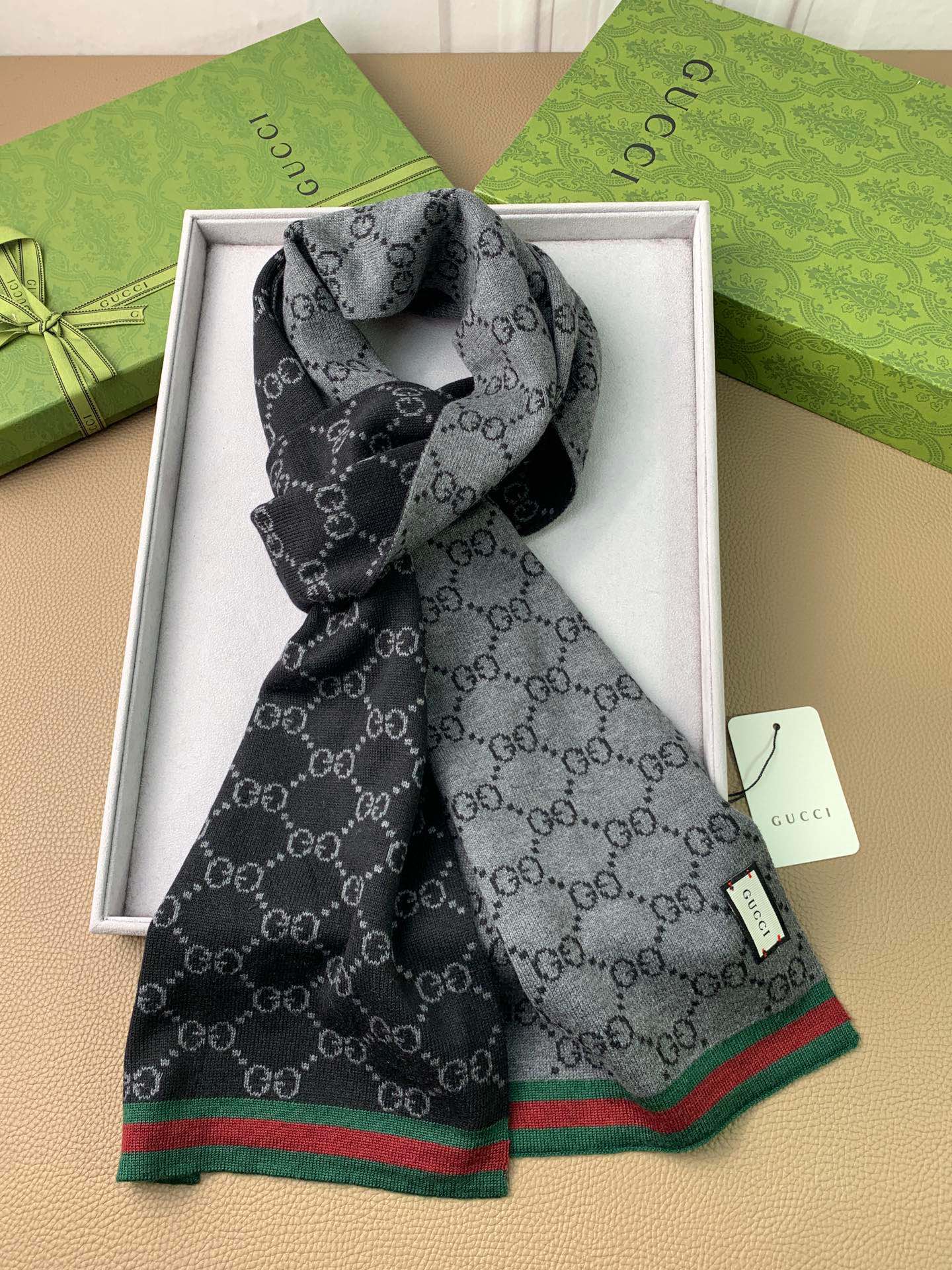 1002 Classic Soft and Comfortable Scarf 1002 Classic Soft and Comfortable Scarf