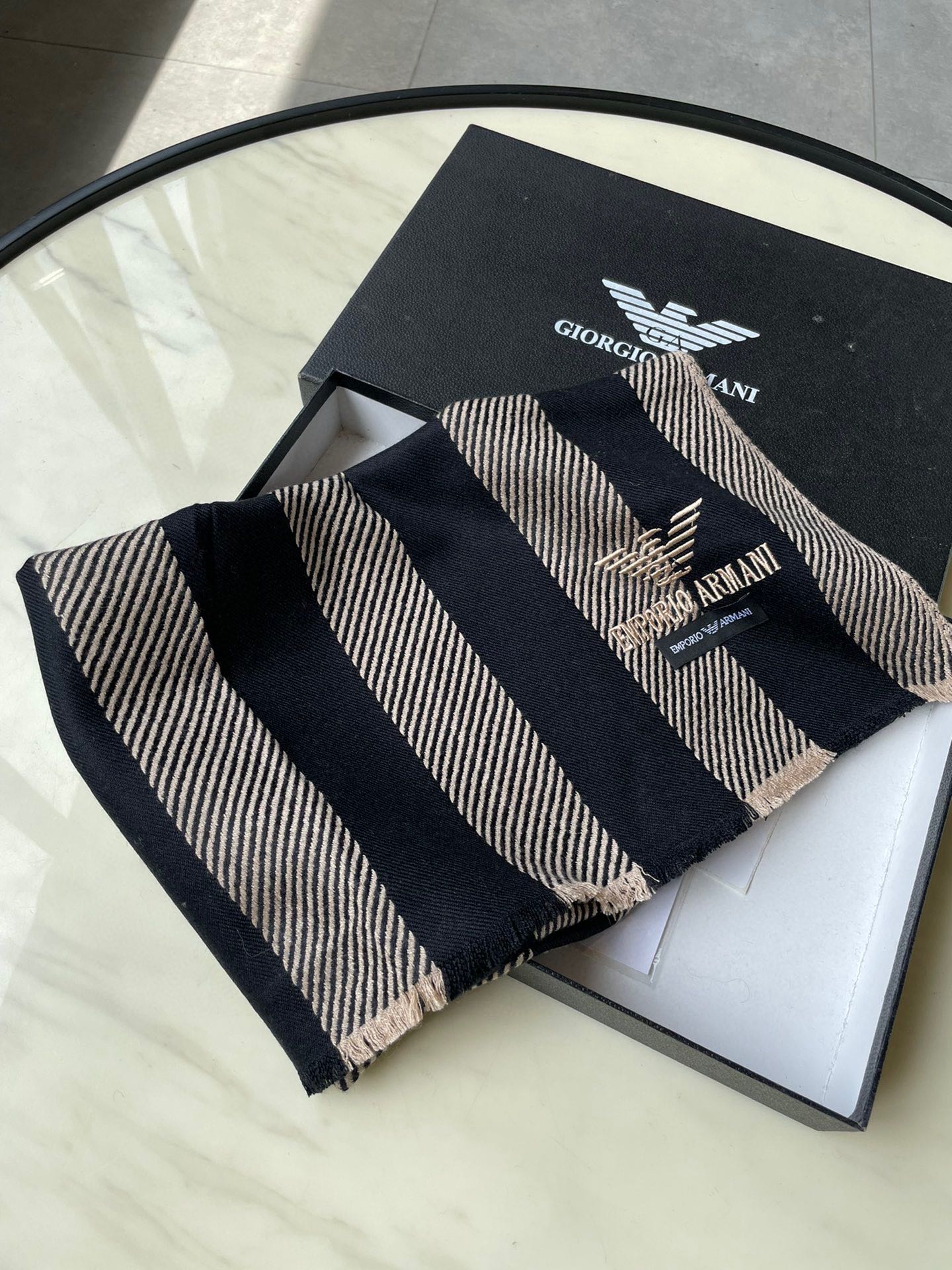 1002 Classic Soft and Comfortable Scarf 1002 Classic Soft and Comfortable Scarf