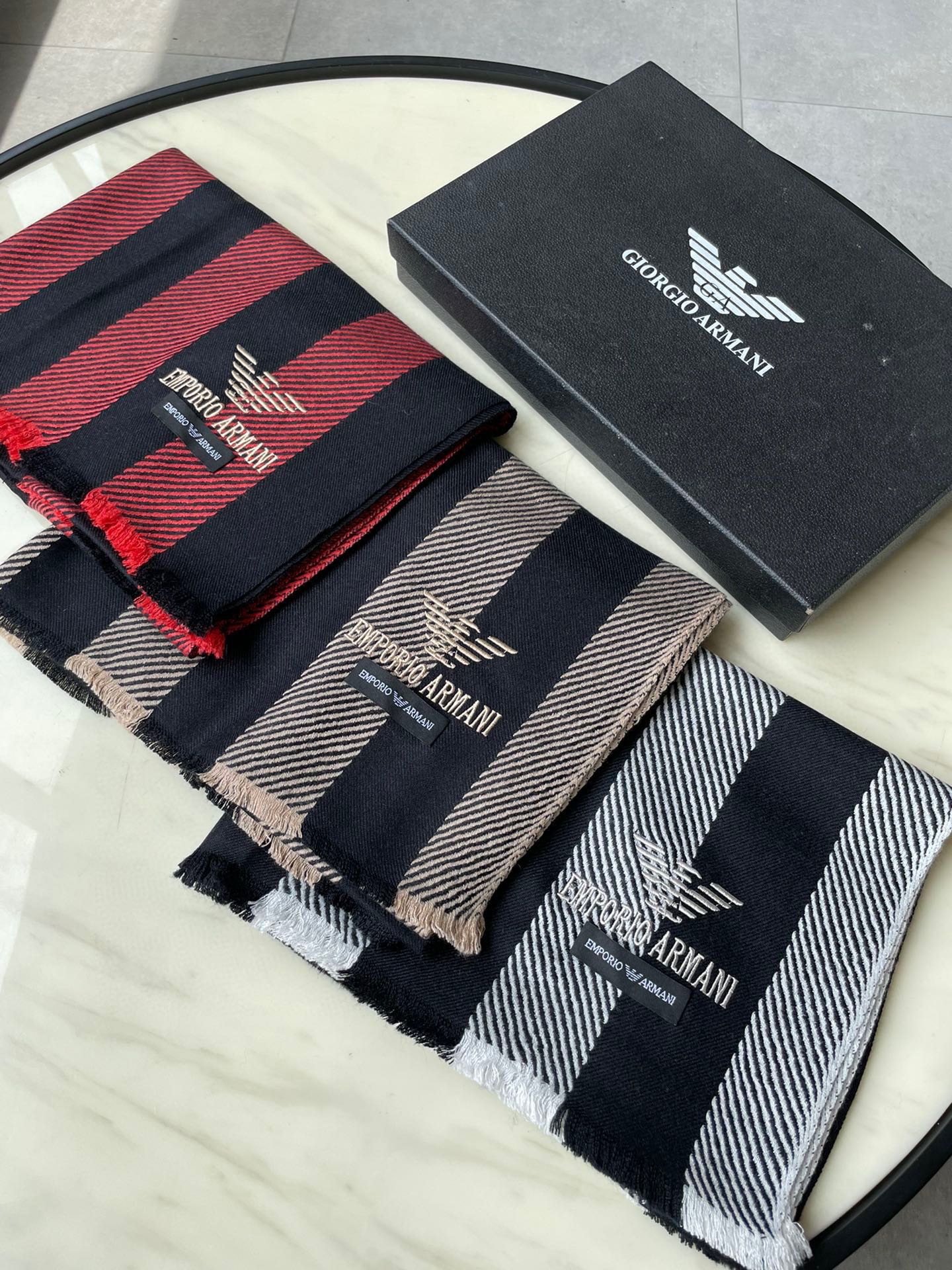 1002 Classic Soft and Comfortable Scarf 1002 Classic Soft and Comfortable Scarf