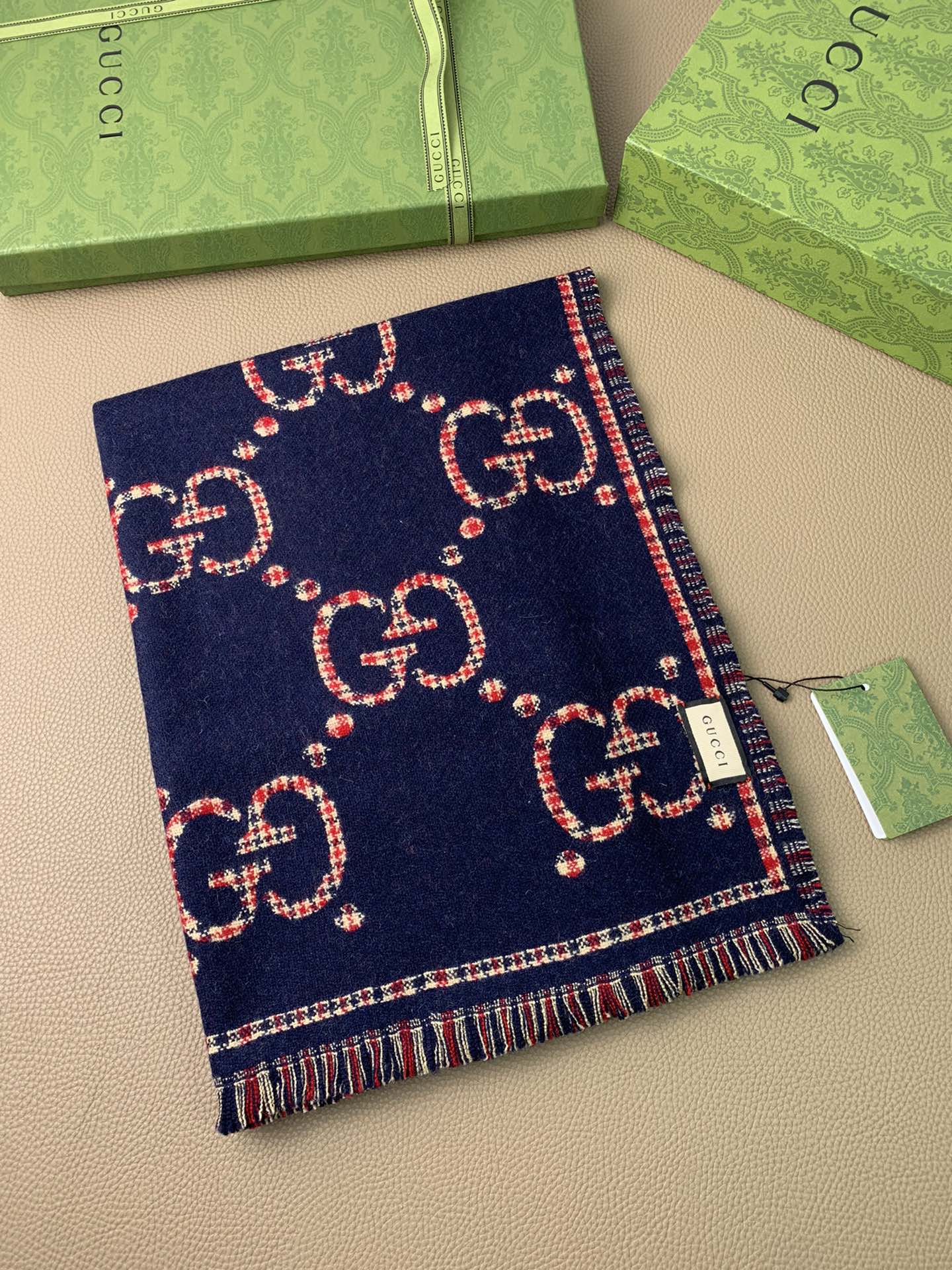 1002 Classic Soft and Comfortable Scarf 1002 Classic Soft and Comfortable Scarf