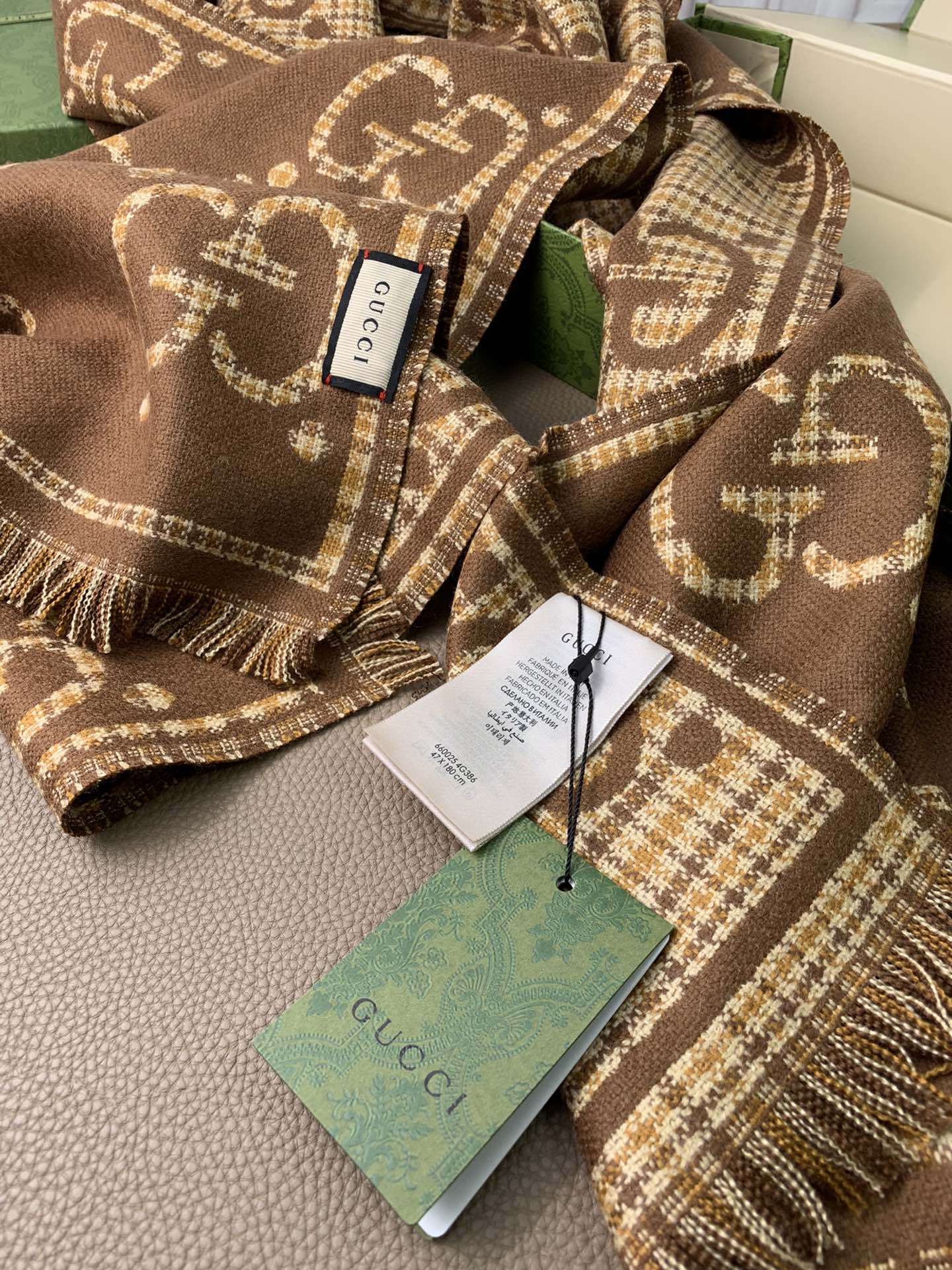 1002 Classic Soft and Comfortable Scarf 1002 Classic Soft and Comfortable Scarf