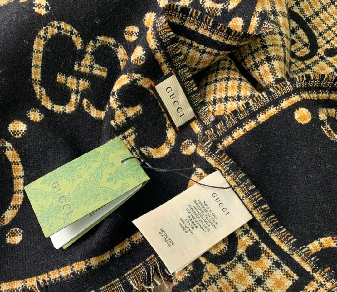 1002 Classic Soft and Comfortable Scarf 1002 Classic Soft and Comfortable Scarf