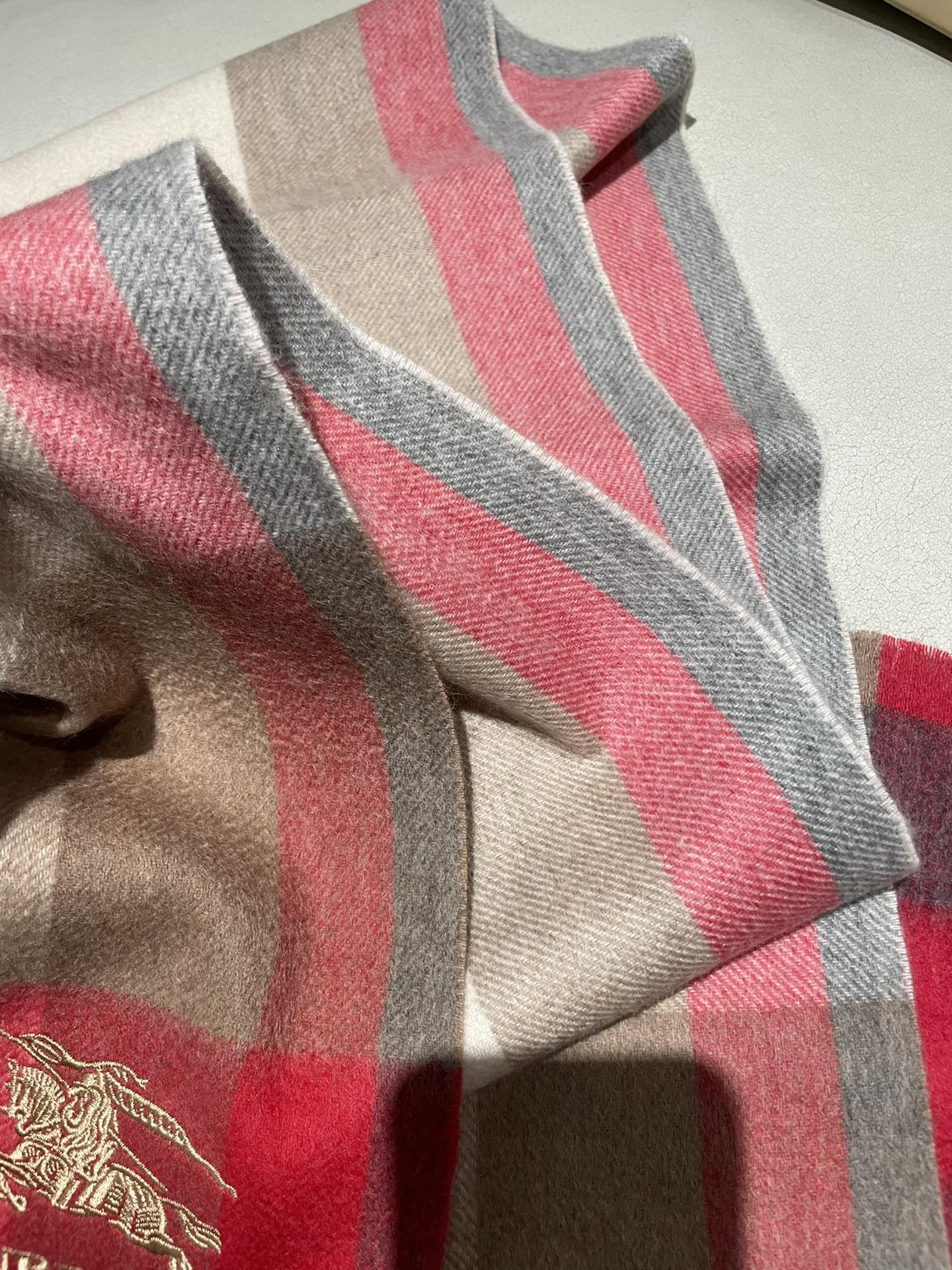 1002 Classic Soft and Comfortable Scarf 1002 Classic Soft and Comfortable Scarf