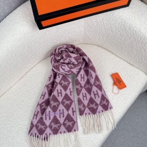 0925 Classic Soft and Comfortable Scarf
