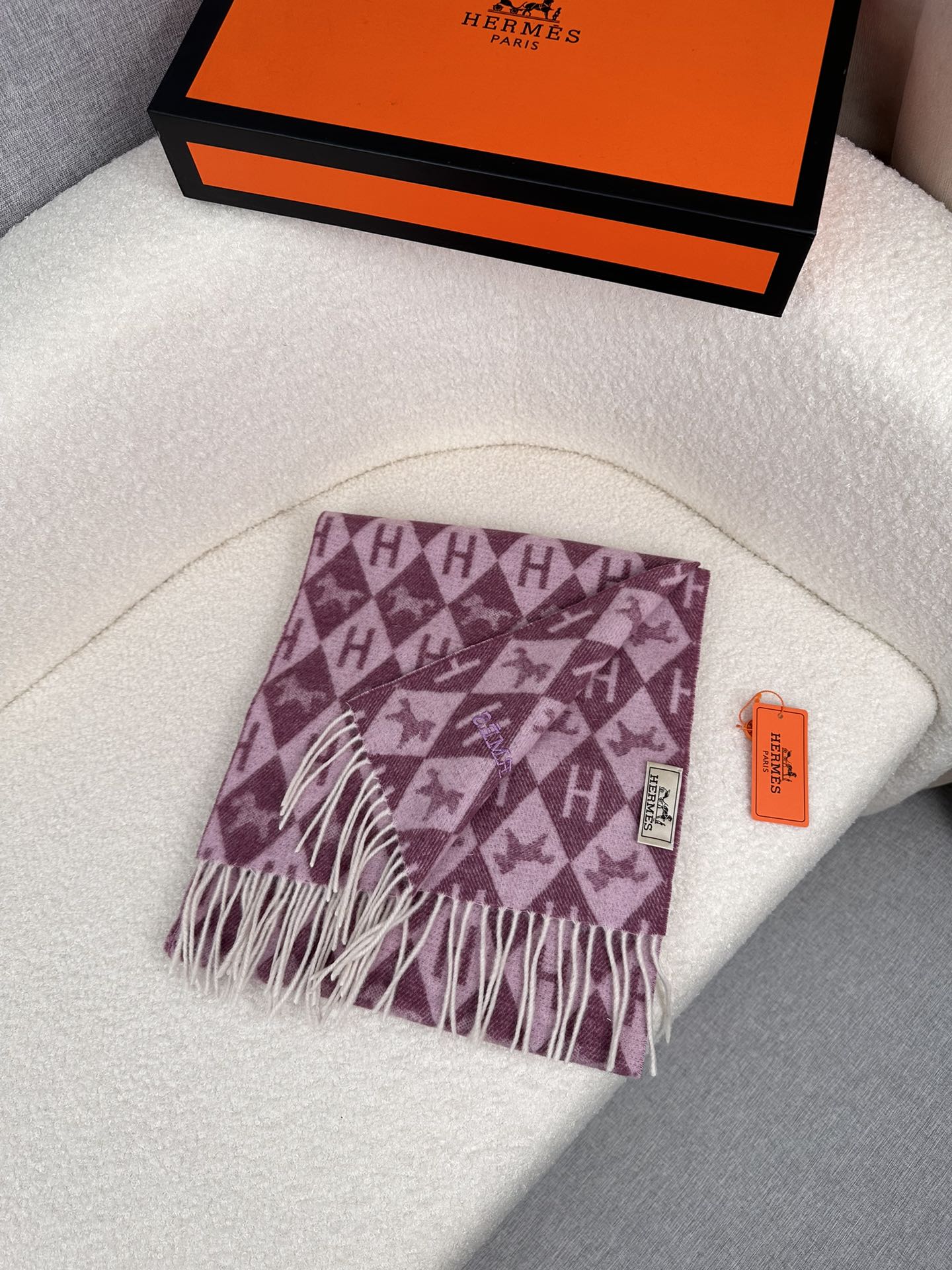 0925 Classic Soft and Comfortable Scarf 0925 Classic Soft and Comfortable Scarf