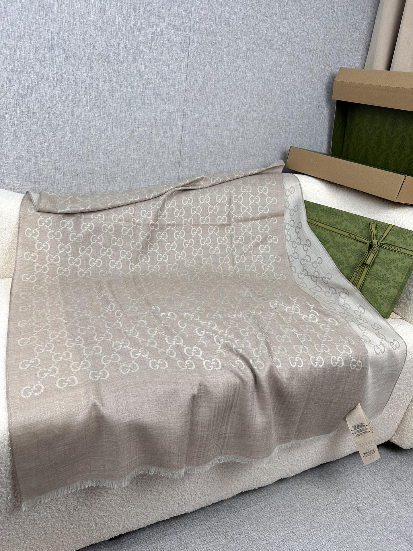 0925 Classic Soft and Comfortable Scarf 0925 Classic Soft and Comfortable Scarf