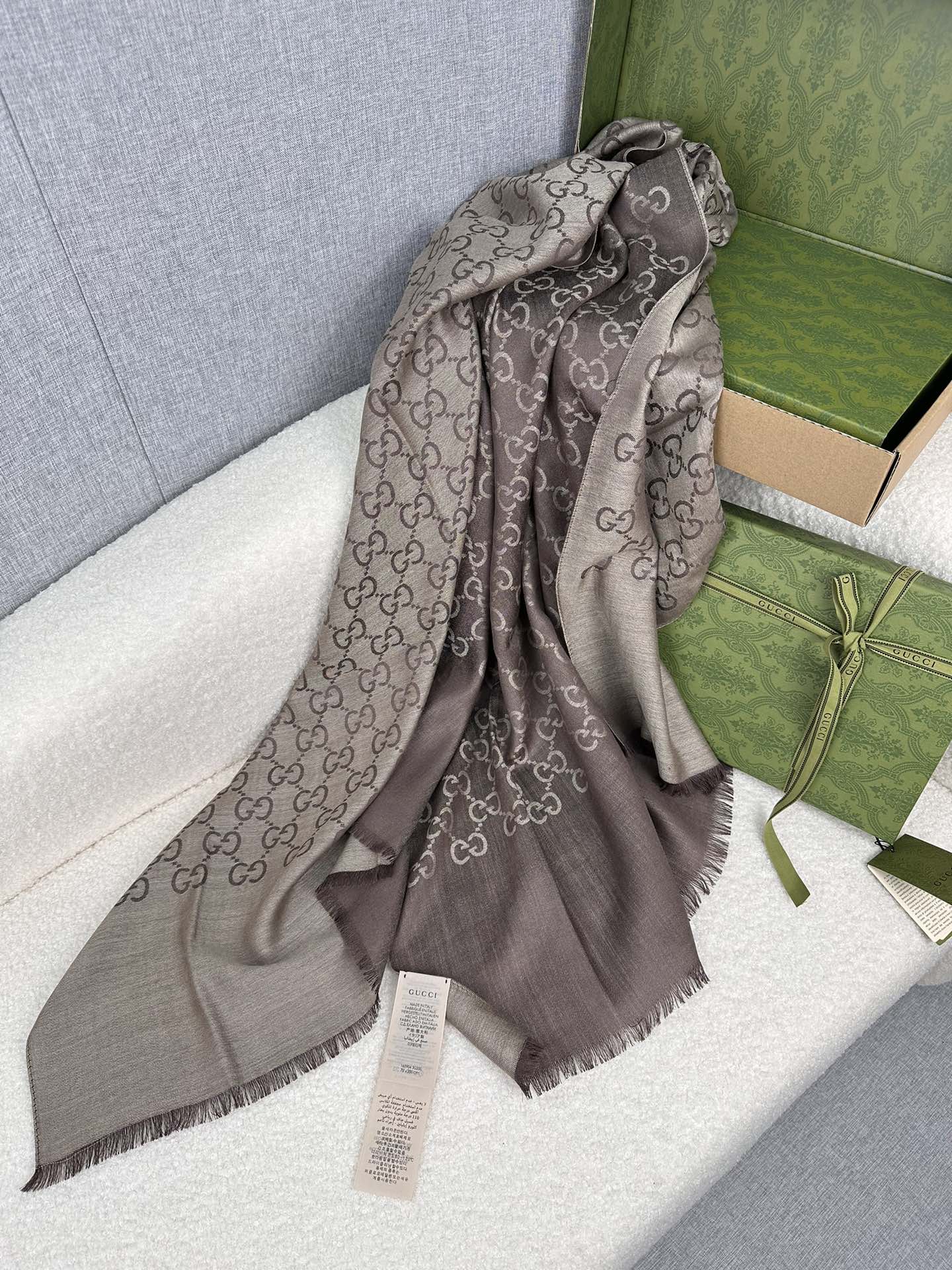 0925 Classic Soft and Comfortable Scarf 0925 Classic Soft and Comfortable Scarf