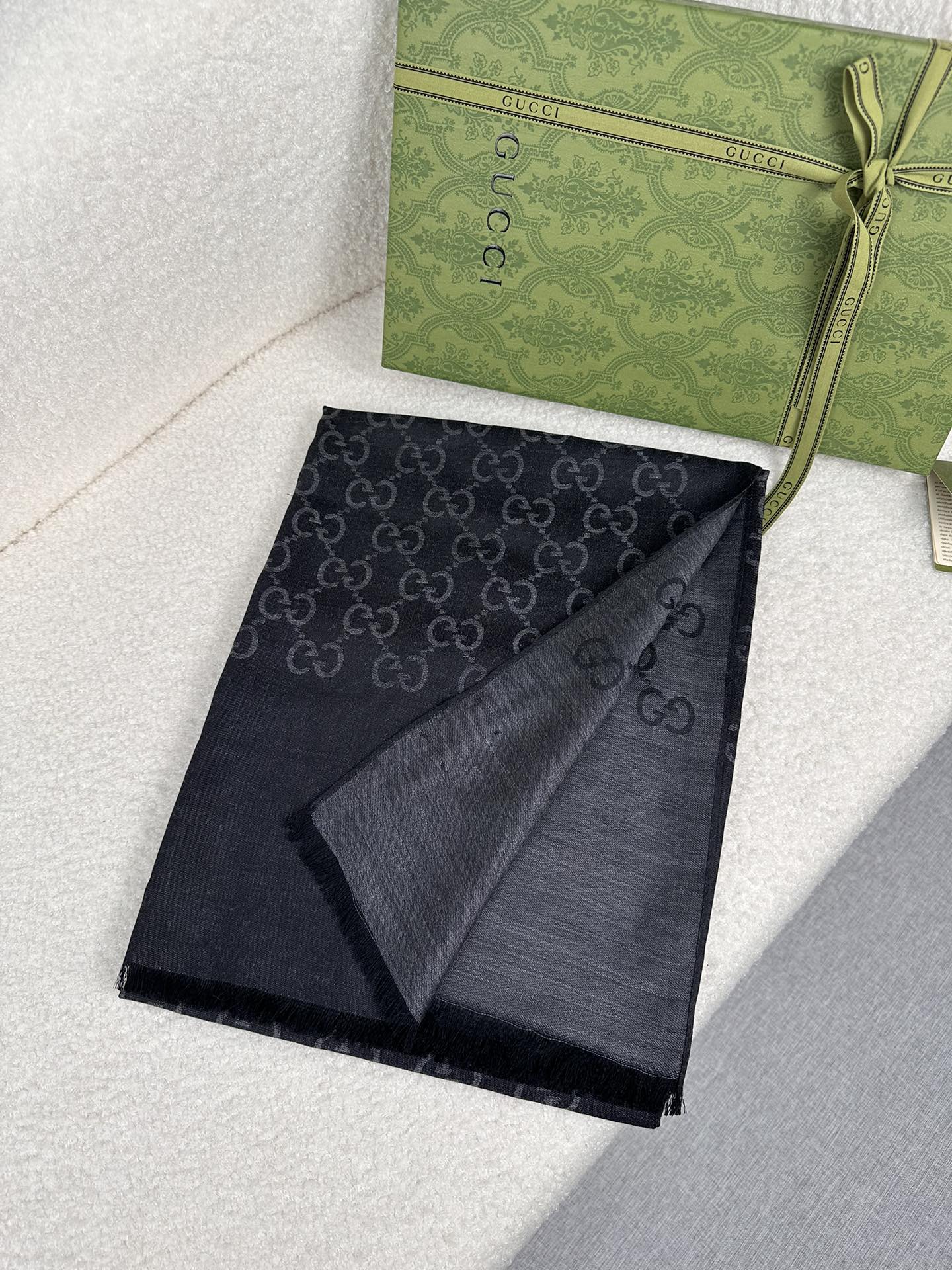 0925 Classic Soft and Comfortable Scarf 0925 Classic Soft and Comfortable Scarf