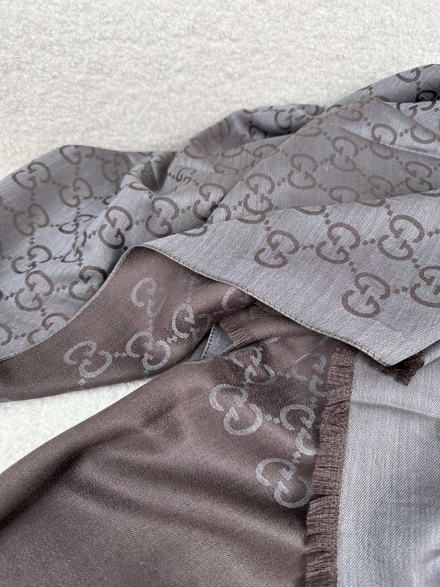 0925 Classic Soft and Comfortable Scarf 0925 Classic Soft and Comfortable Scarf