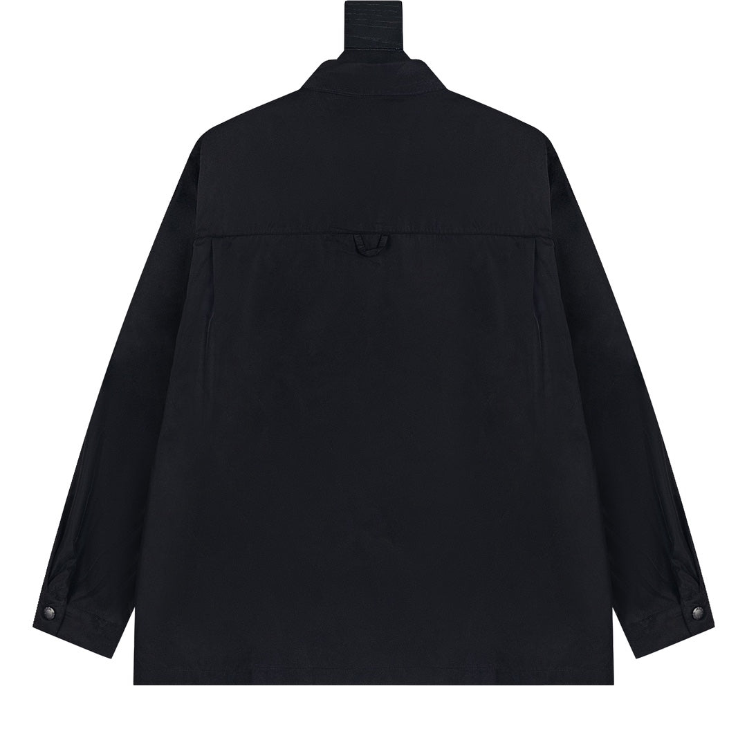 0717 A classic must-have minimalist shirt jacket 0717 A classic must-have minimalist shirt jacket