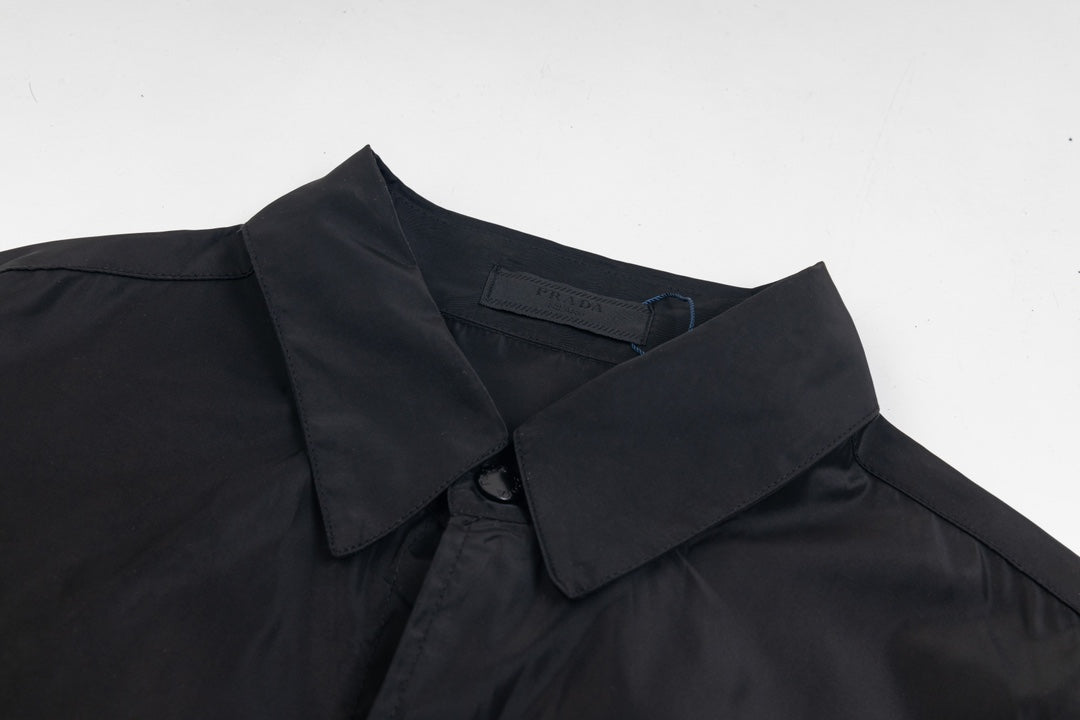 0717 A classic must-have minimalist shirt jacket 0717 A classic must-have minimalist shirt jacket