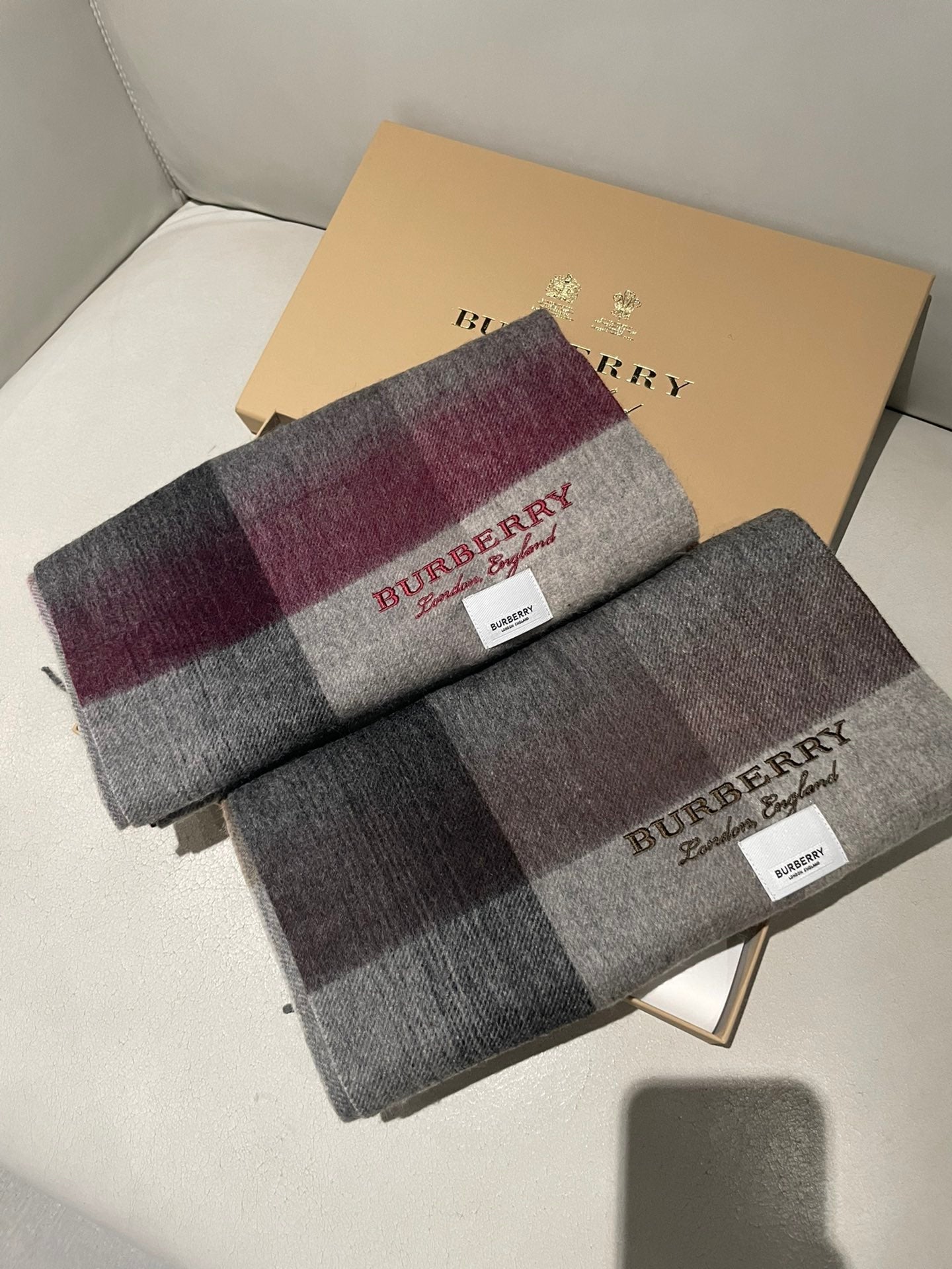 1002 Classic Soft and Comfortable Scarf 1002 Classic Soft and Comfortable Scarf