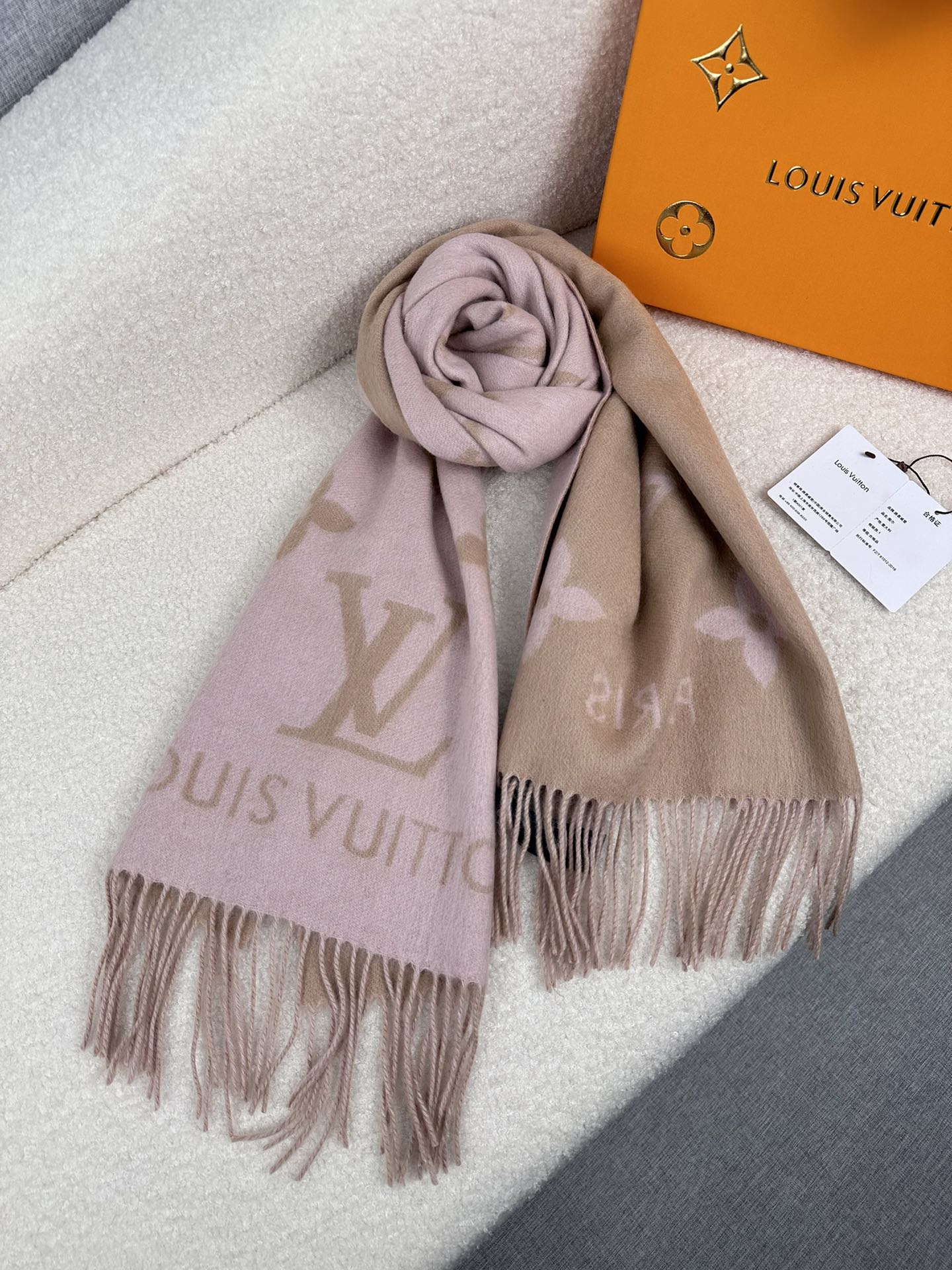 0925 Classic Soft and Comfortable Scarf 0925 Classic Soft and Comfortable Scarf