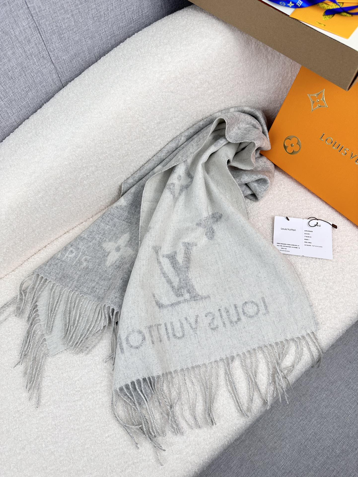0925 Classic Soft and Comfortable Scarf 0925 Classic Soft and Comfortable Scarf