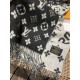1002 Classic Soft and Comfortable Scarf 1002 Classic Soft and Comfortable Scarf