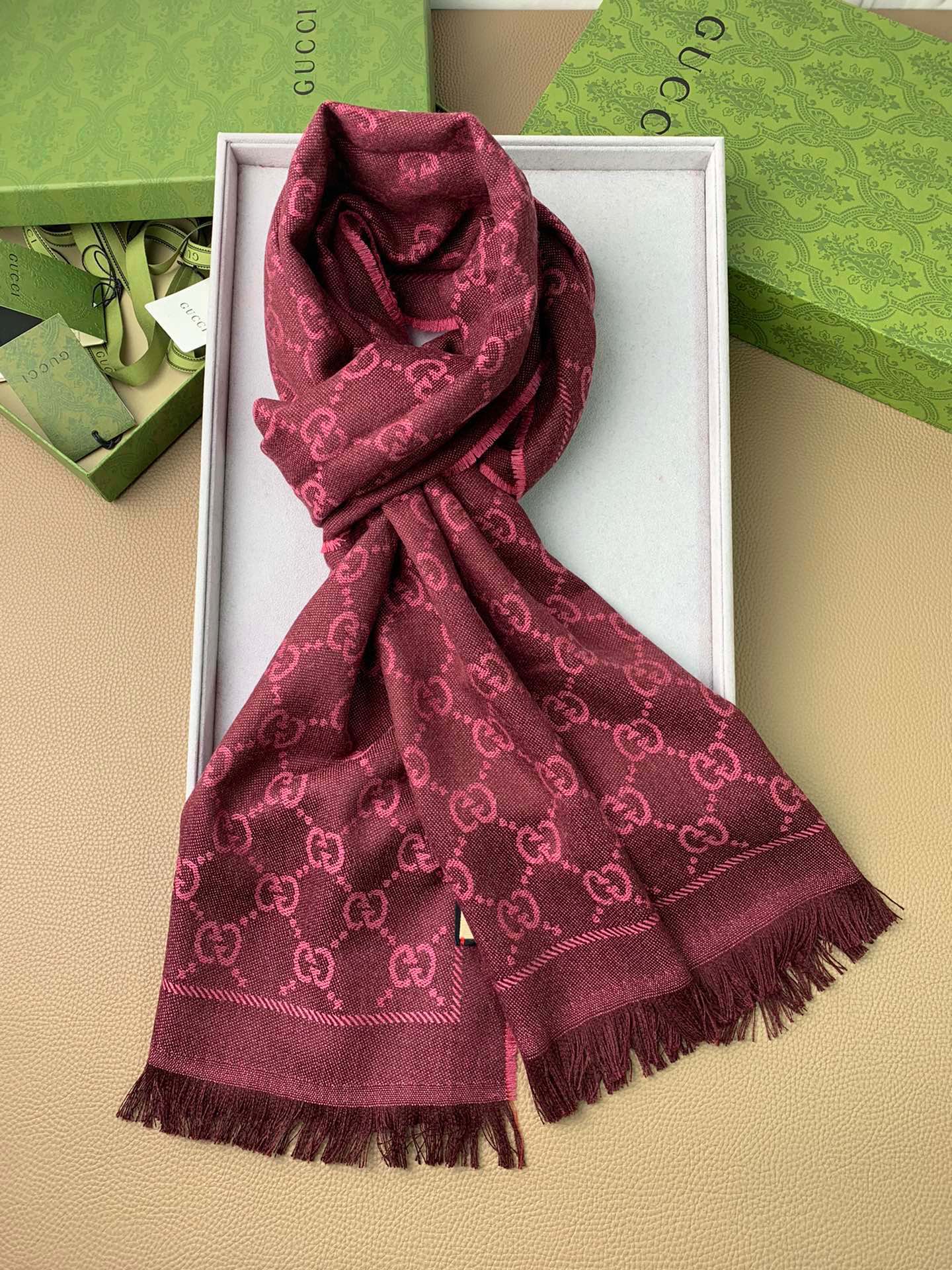 1002 Classic Soft and Comfortable Scarf 1002 Classic Soft and Comfortable Scarf