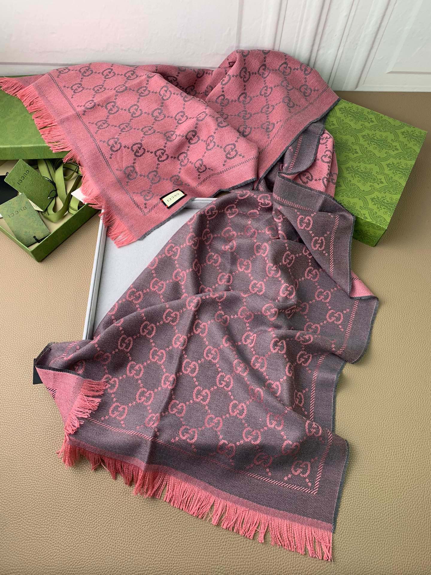 1002 Classic Soft and Comfortable Scarf 1002 Classic Soft and Comfortable Scarf