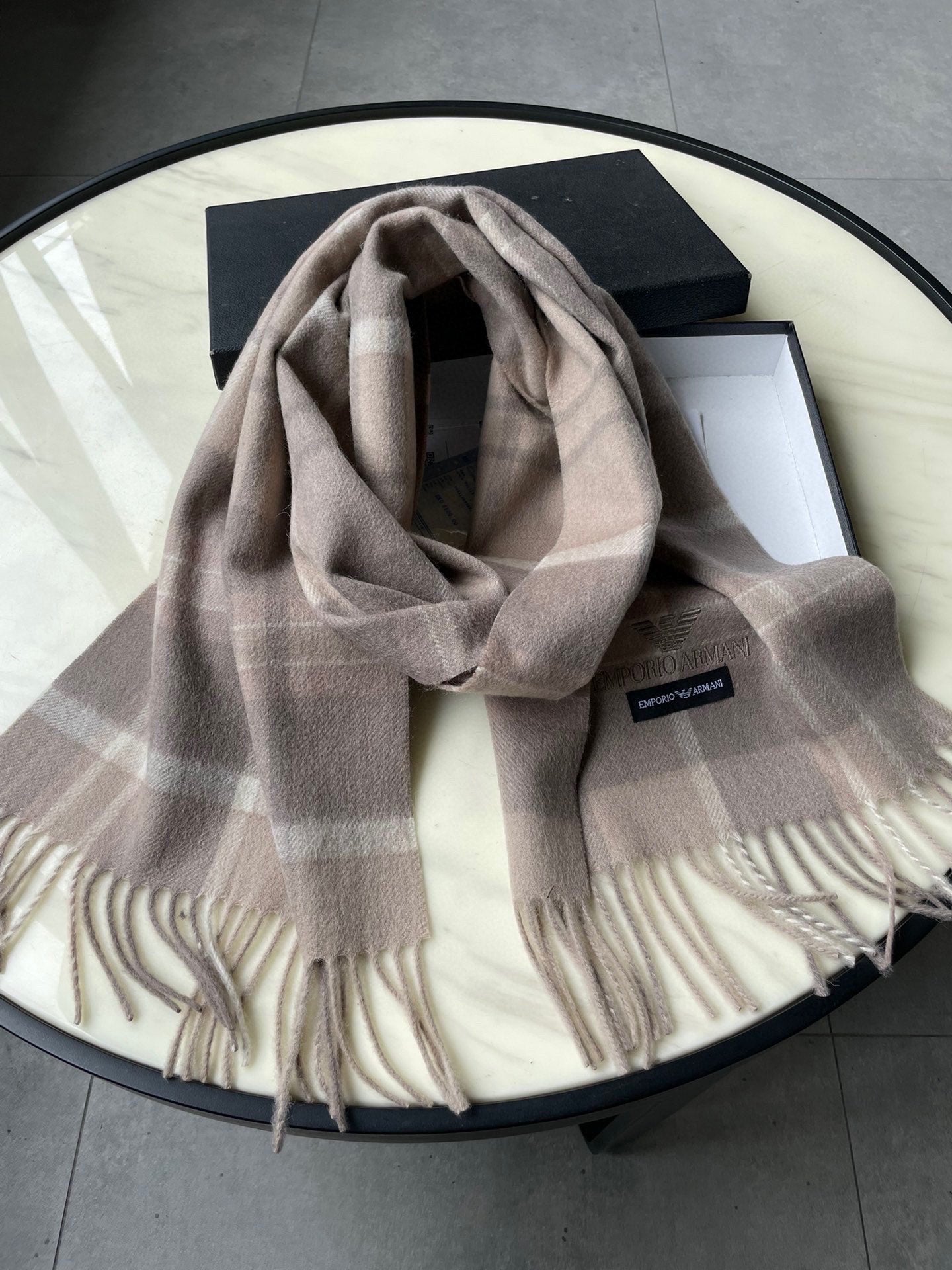 1002 Classic Soft and Comfortable Scarf 1002 Classic Soft and Comfortable Scarf
