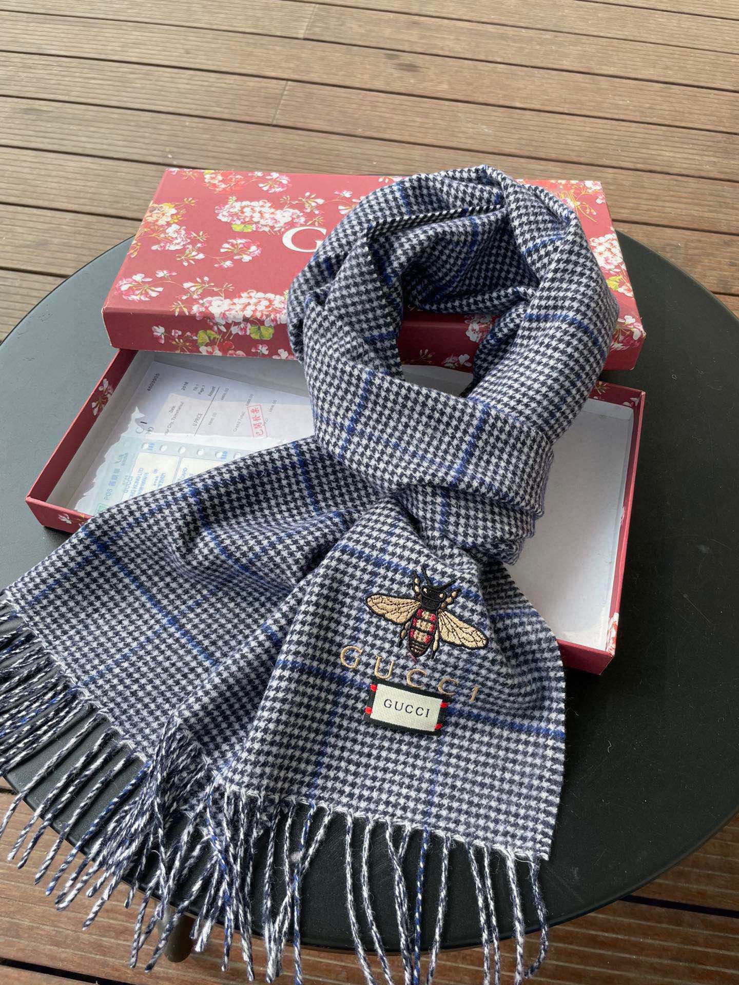 1002 Classic Soft and Comfortable Scarf 1002 Classic Soft and Comfortable Scarf