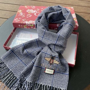 1002 Classic Soft and Comfortable Scarf