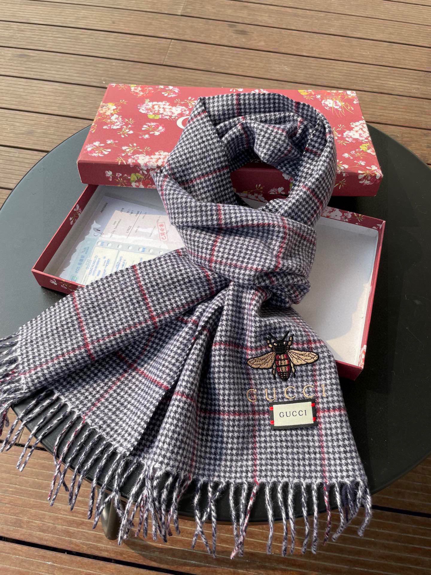 1002 Classic Soft and Comfortable Scarf 1002 Classic Soft and Comfortable Scarf
