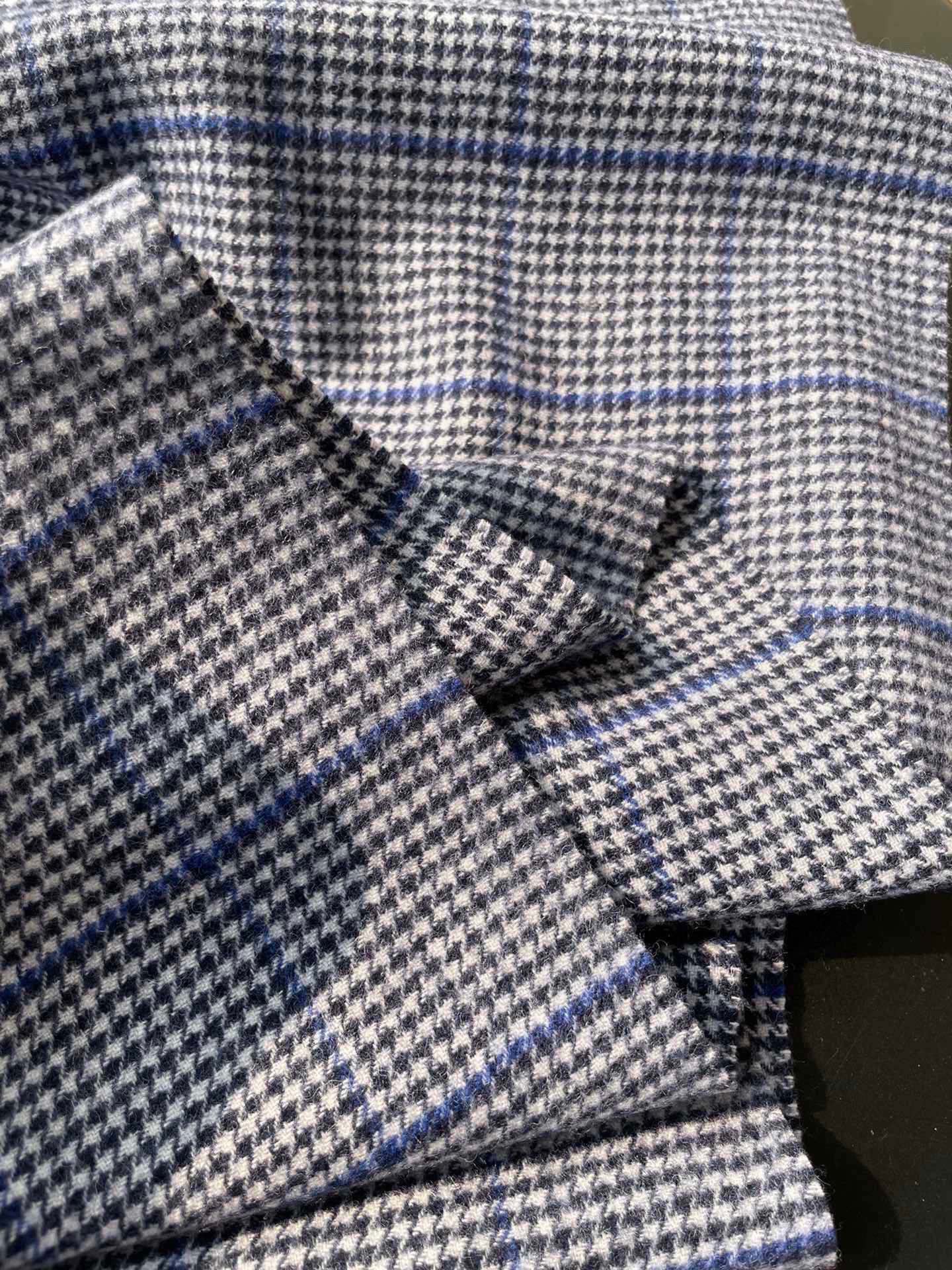 1002 Classic Soft and Comfortable Scarf 1002 Classic Soft and Comfortable Scarf