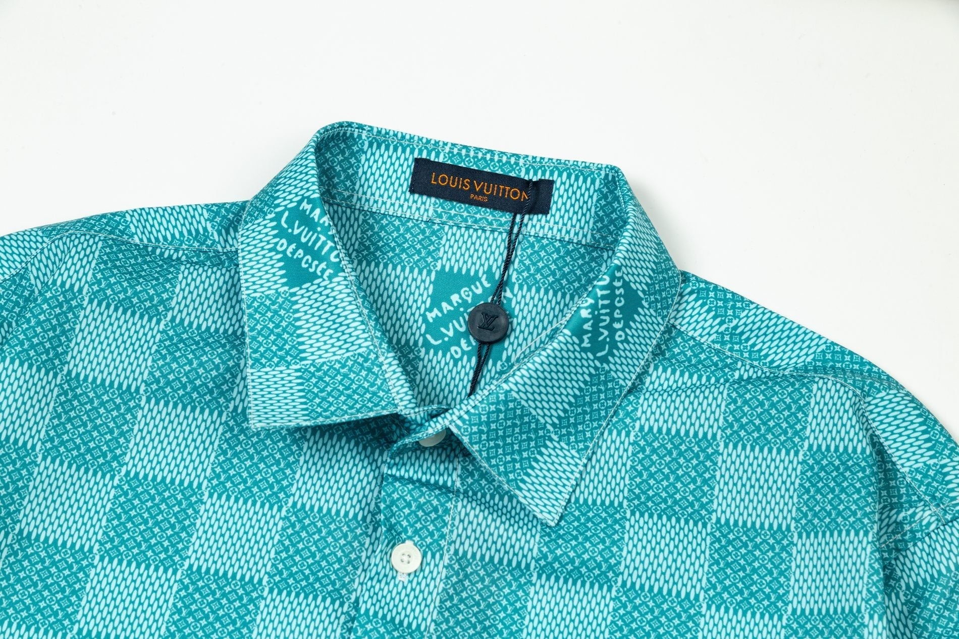 0730 New simple and stylish long-sleeved shirt 0730 New simple and stylish long-sleeved shirt