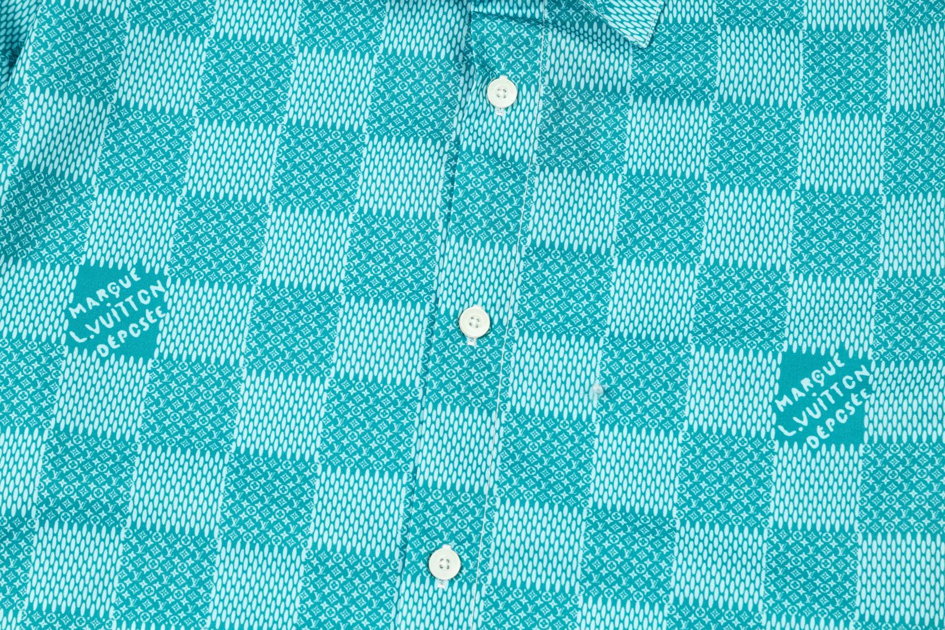 0730 New simple and stylish long-sleeved shirt 0730 New simple and stylish long-sleeved shirt