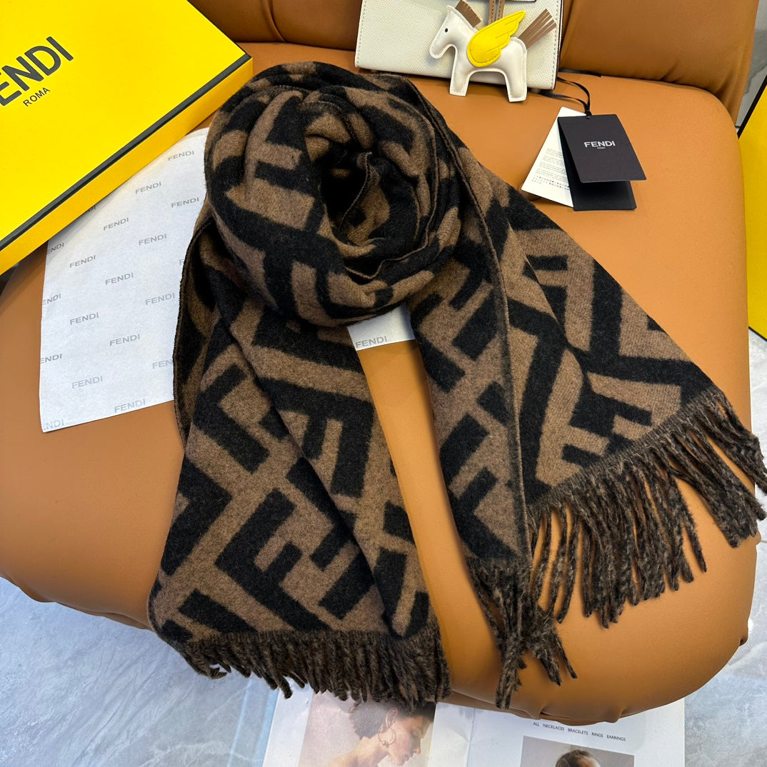 0925 Classic Soft and Comfortable Scarf 0925 Classic Soft and Comfortable Scarf