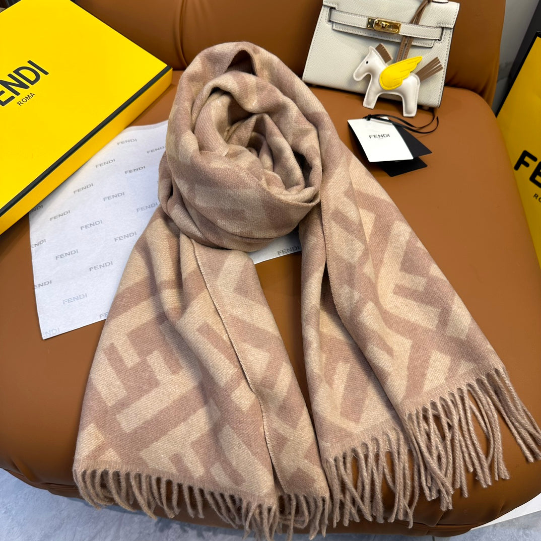 0925 Classic Soft and Comfortable Scarf 0925 Classic Soft and Comfortable Scarf