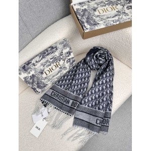 0925 Classic Soft and Comfortable Scarf