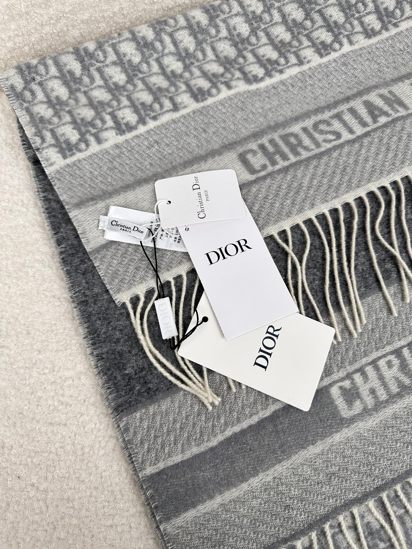 0925 Classic Soft and Comfortable Scarf 0925 Classic Soft and Comfortable Scarf