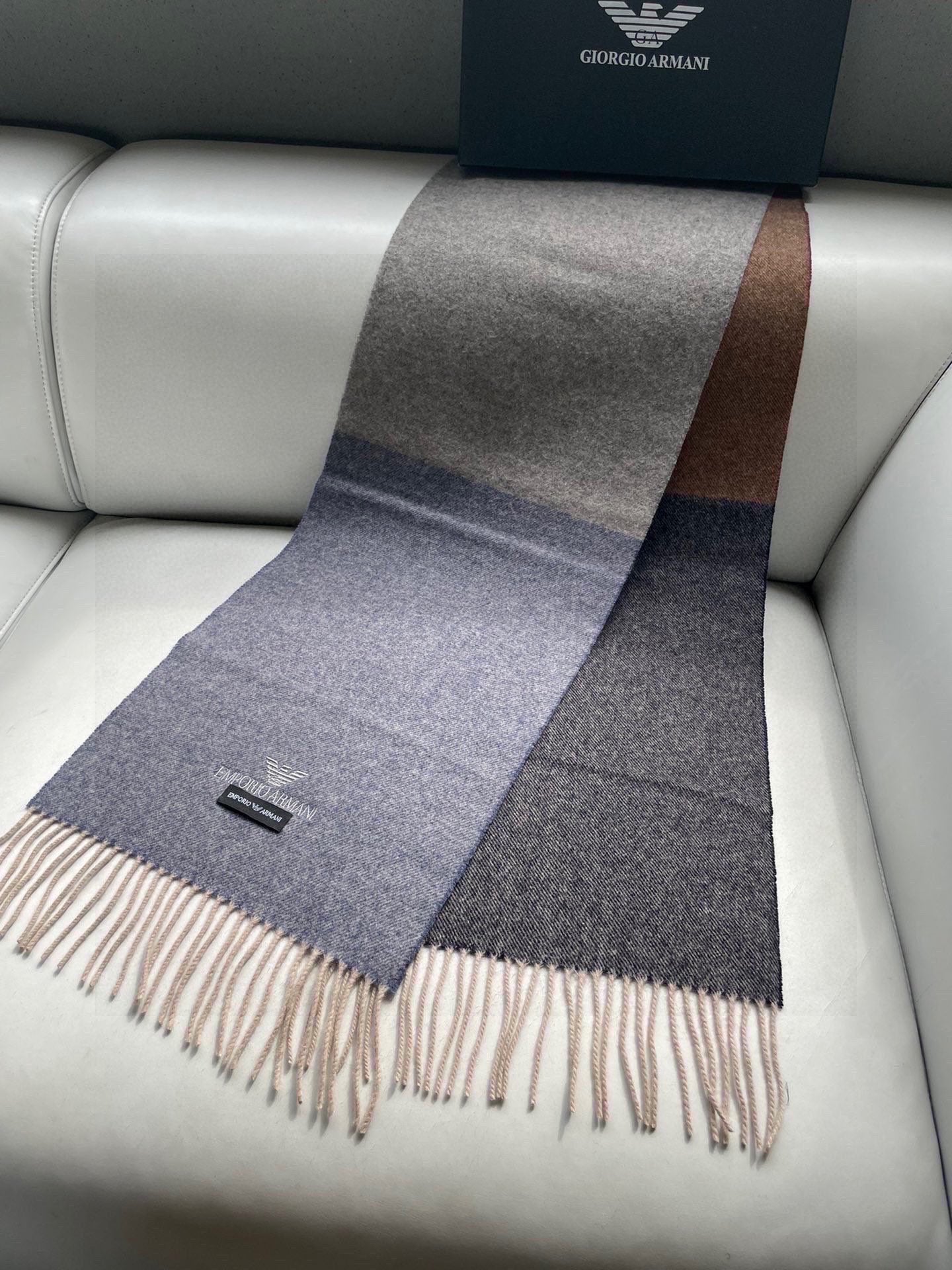 1002 Classic Soft and Comfortable Scarf 1002 Classic Soft and Comfortable Scarf