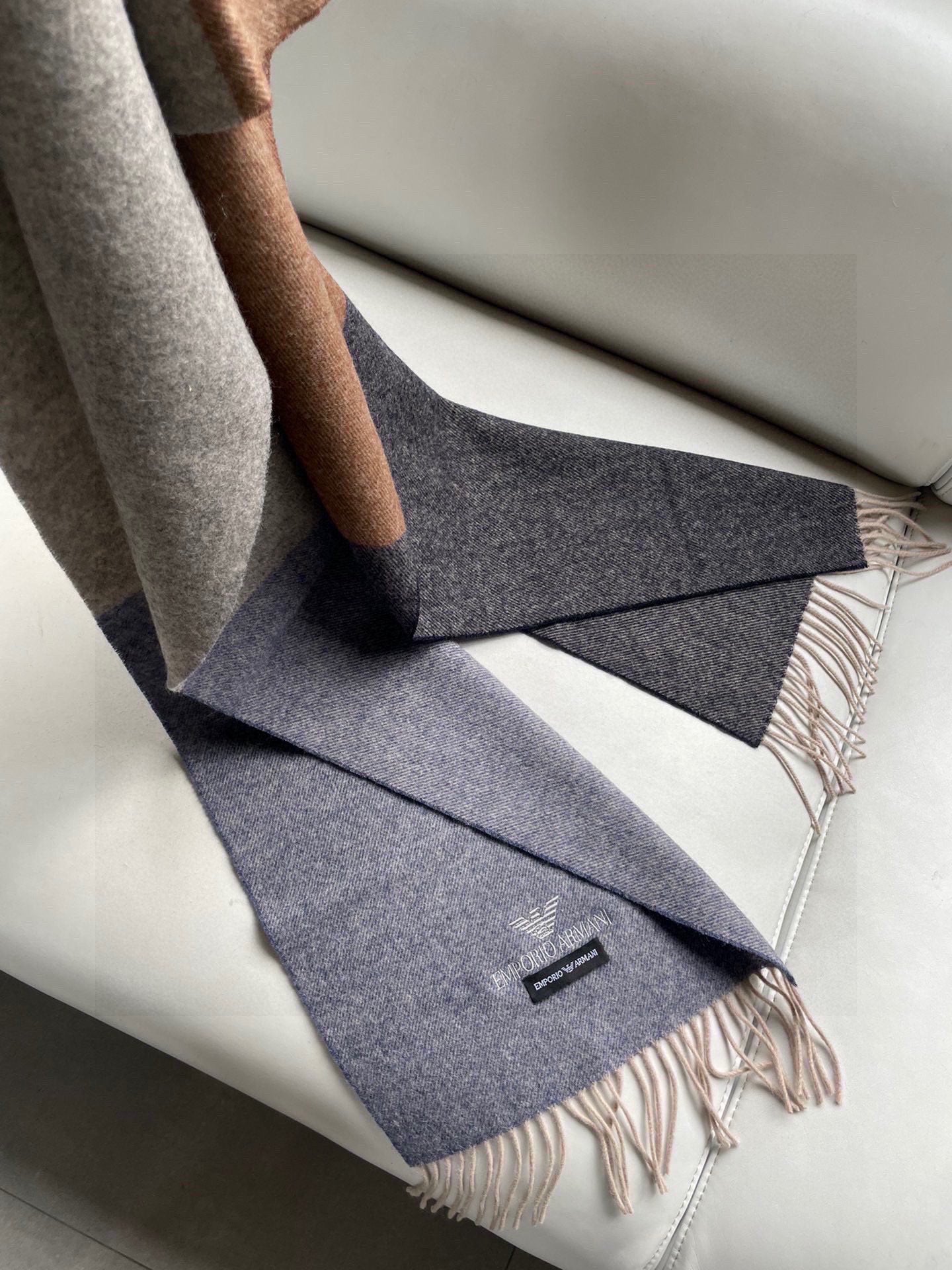 1002 Classic Soft and Comfortable Scarf 1002 Classic Soft and Comfortable Scarf