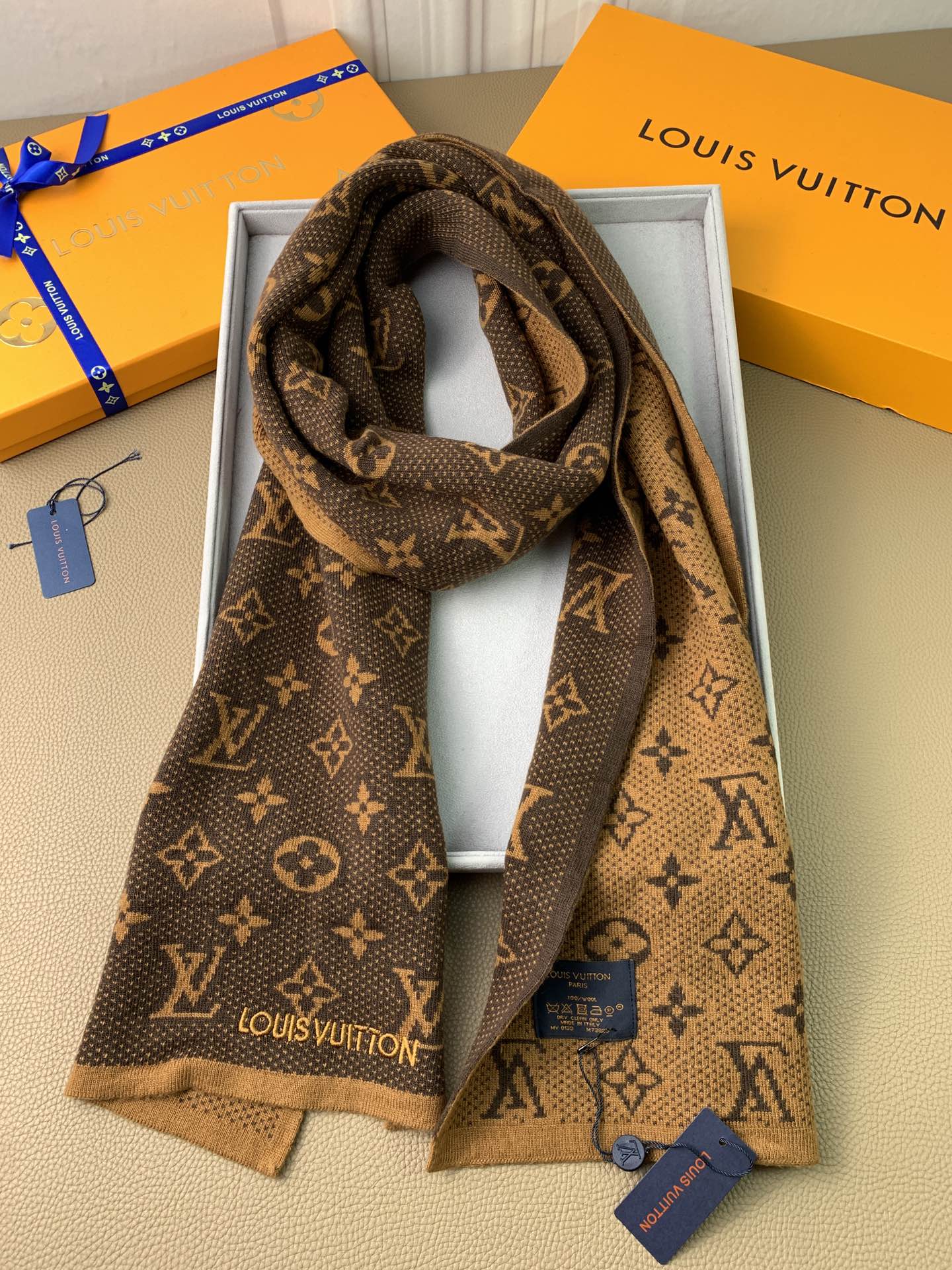 1002 Classic Soft and Comfortable Scarf 1002 Classic Soft and Comfortable Scarf