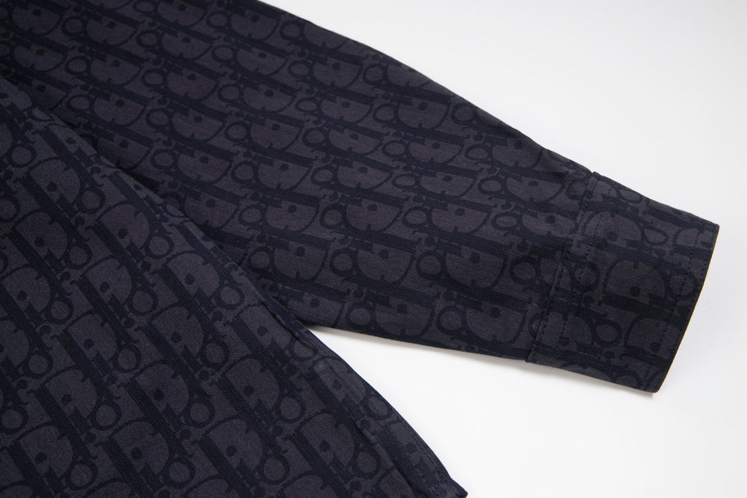 0717 Each one has a classic print shirt jacket 0717 Each one has a classic print shirt jacket