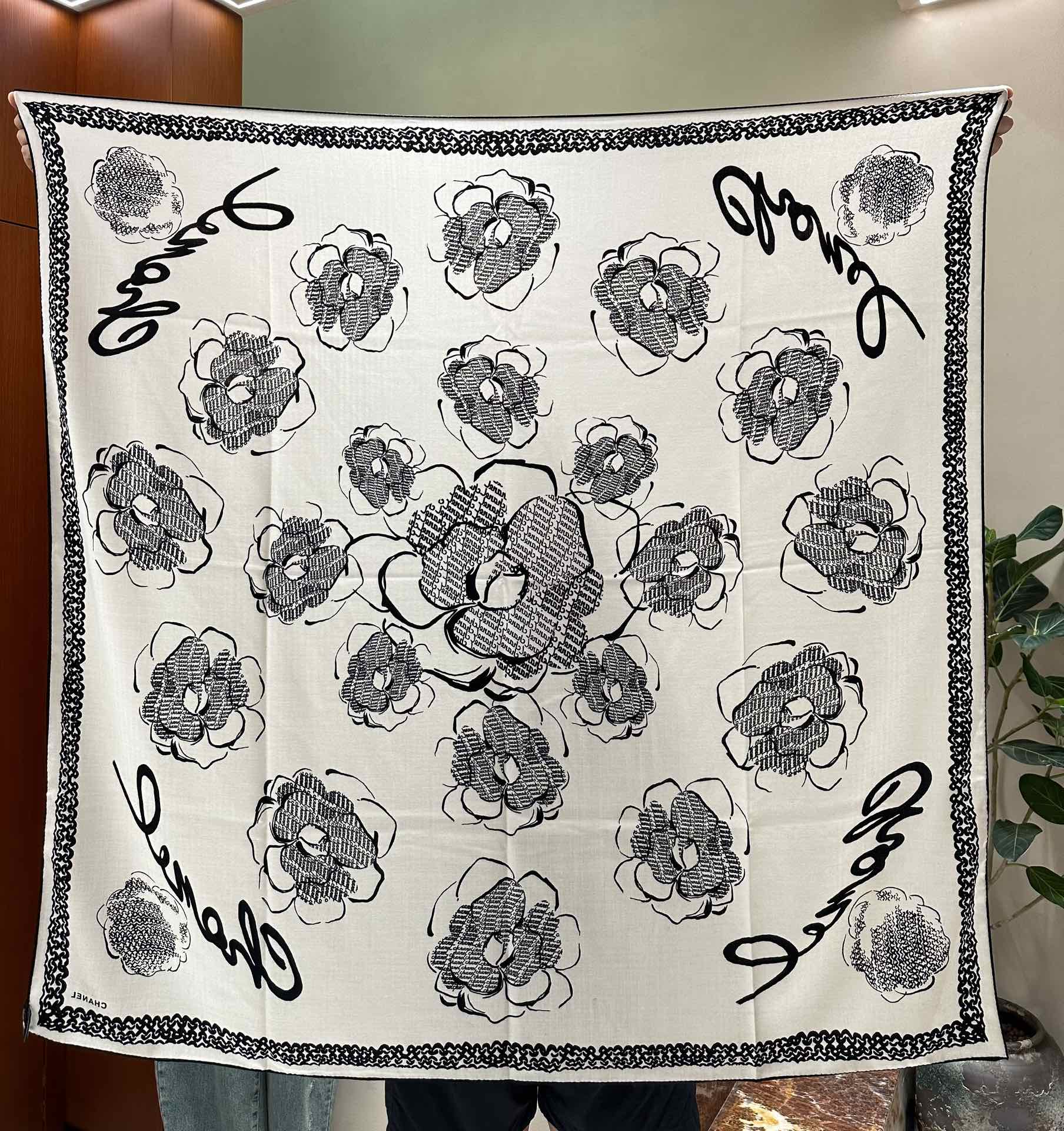 0925 Classic Soft and Comfortable Scarf 0925 Classic Soft and Comfortable Scarf