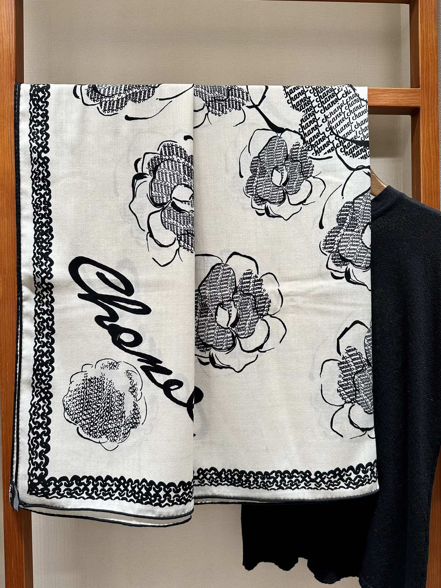 0925 Classic Soft and Comfortable Scarf 0925 Classic Soft and Comfortable Scarf