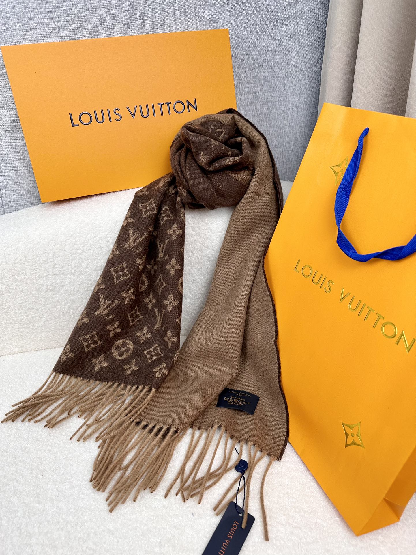 1002 Classic Soft and Comfortable Scarf 1002 Classic Soft and Comfortable Scarf
